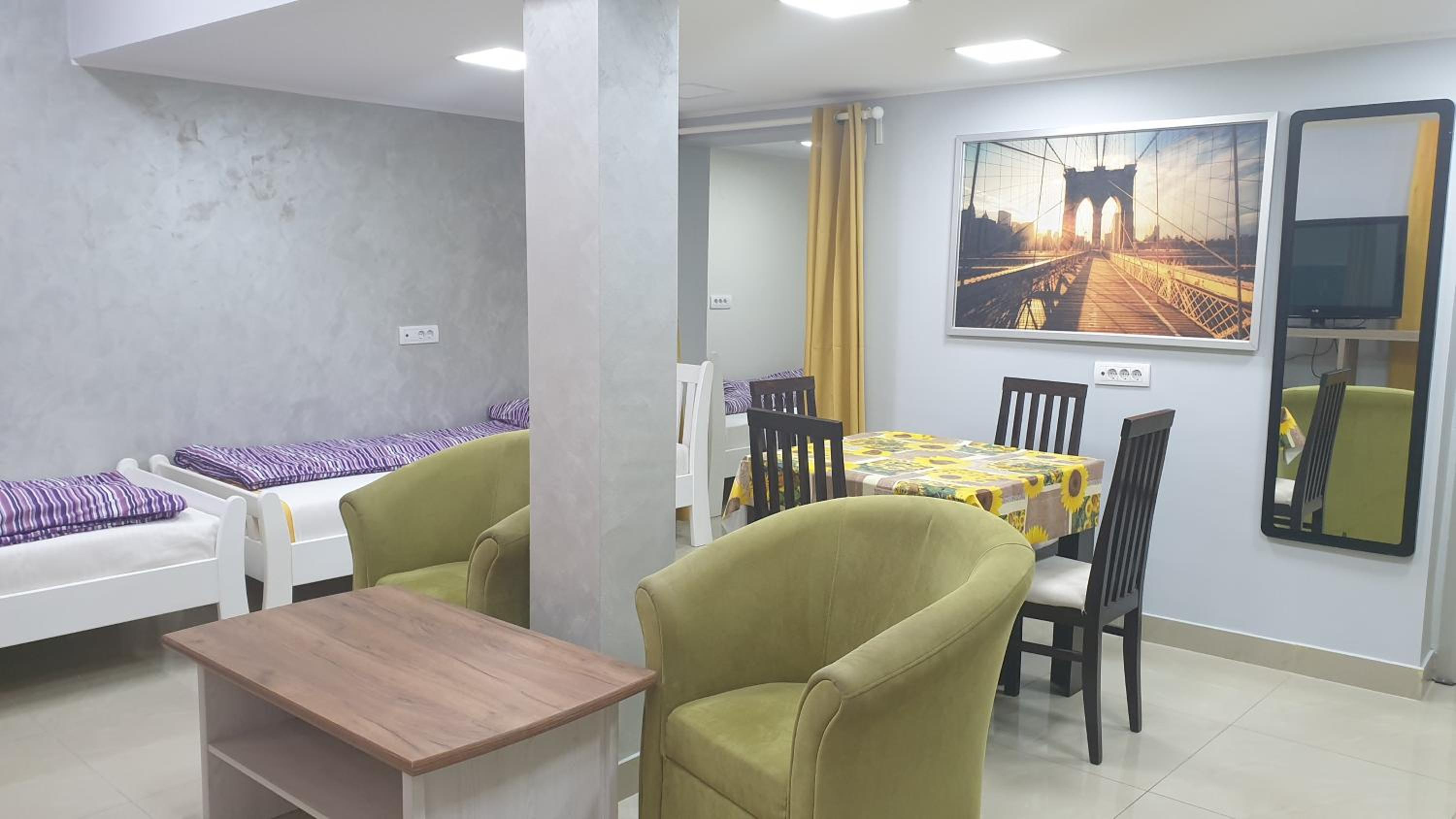 Apartment 18 view 2