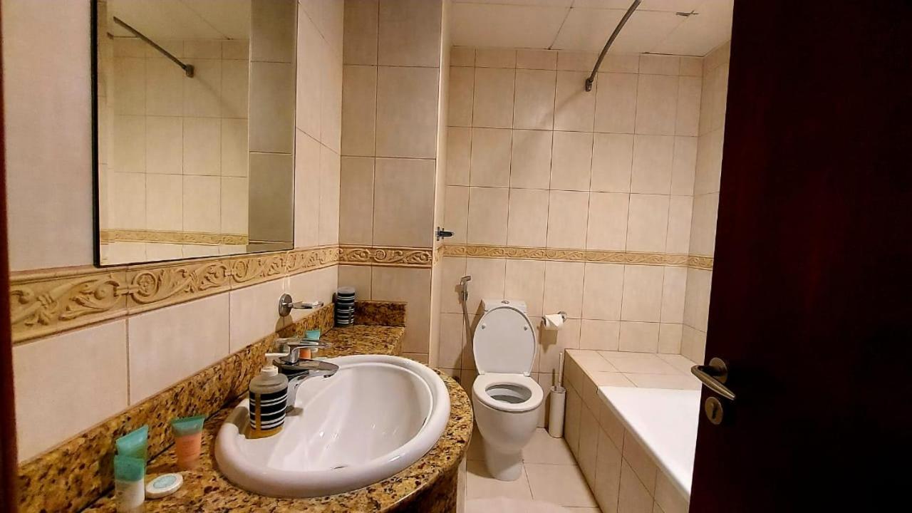 skynest holiday homes princess tower 68th floor 1 bedroom apartment