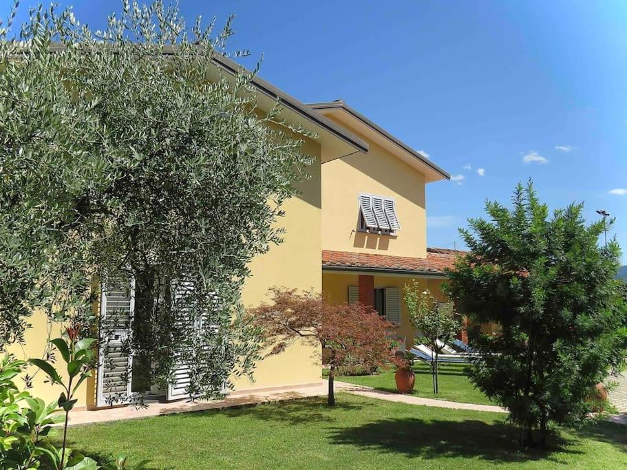 Villa Parenti view 3