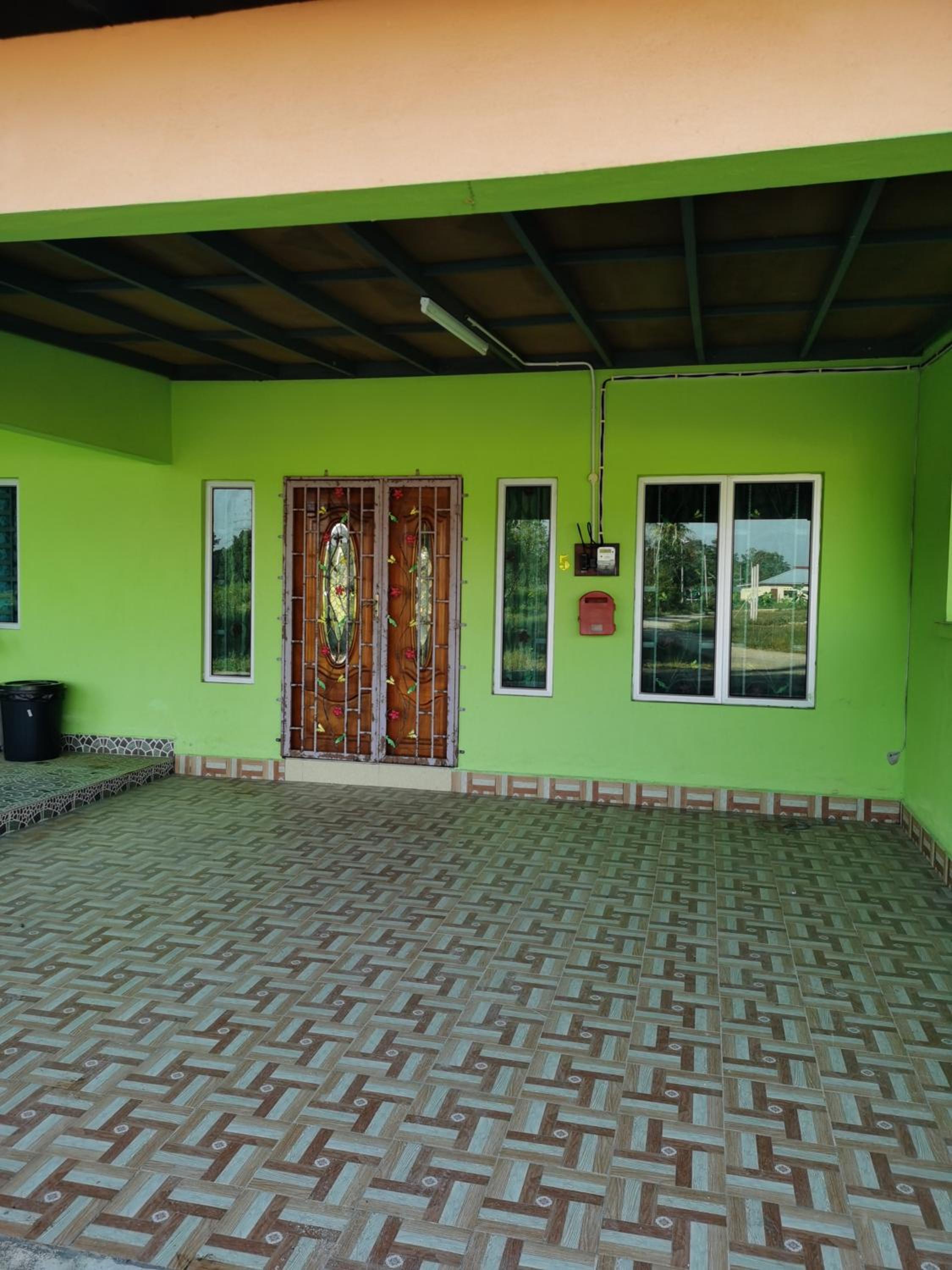 Hotel Homestay Che Wan Dua - Image 1