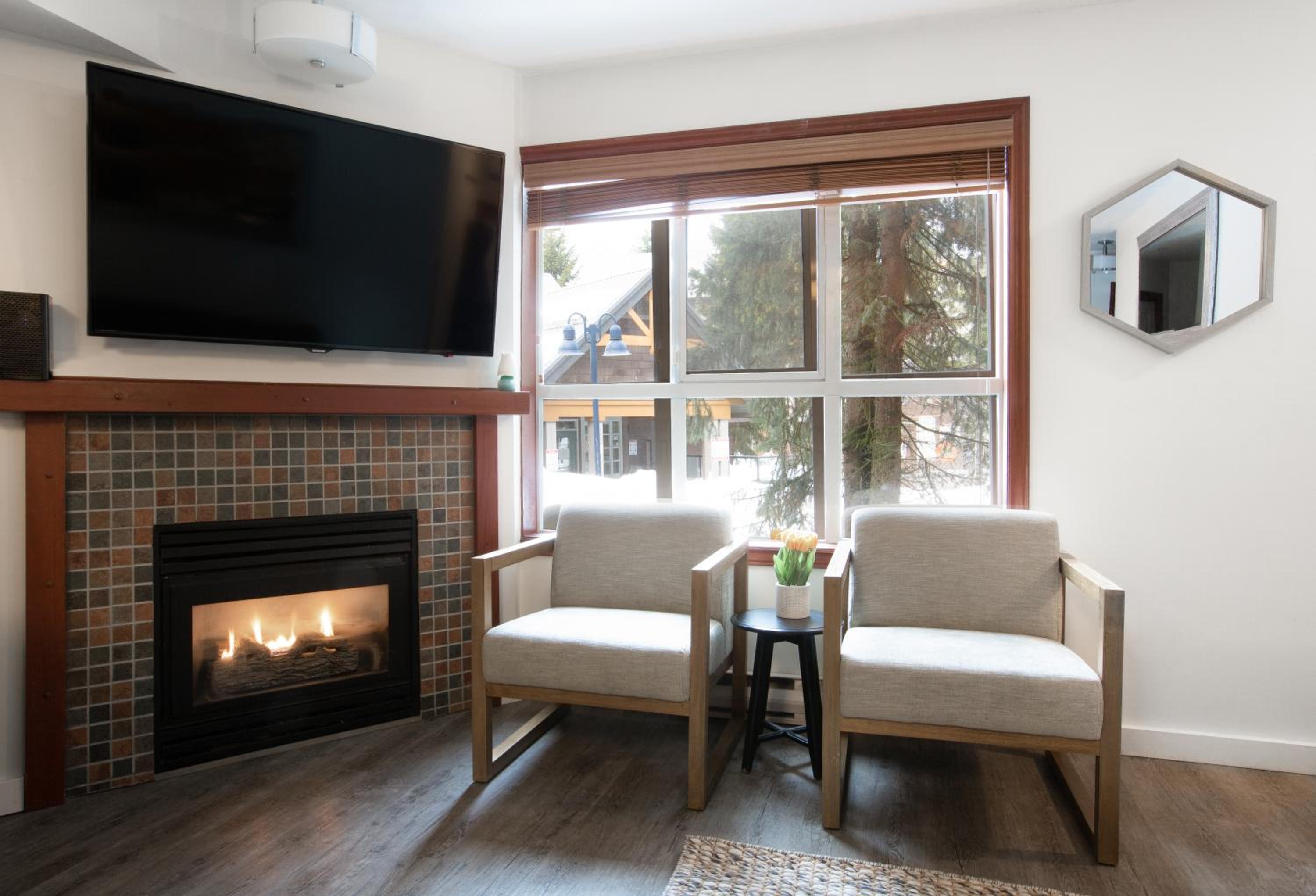 Attractive Townhouse in Whistler Village with Hot Tub