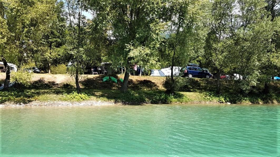 Camping Le Lac Bleu
