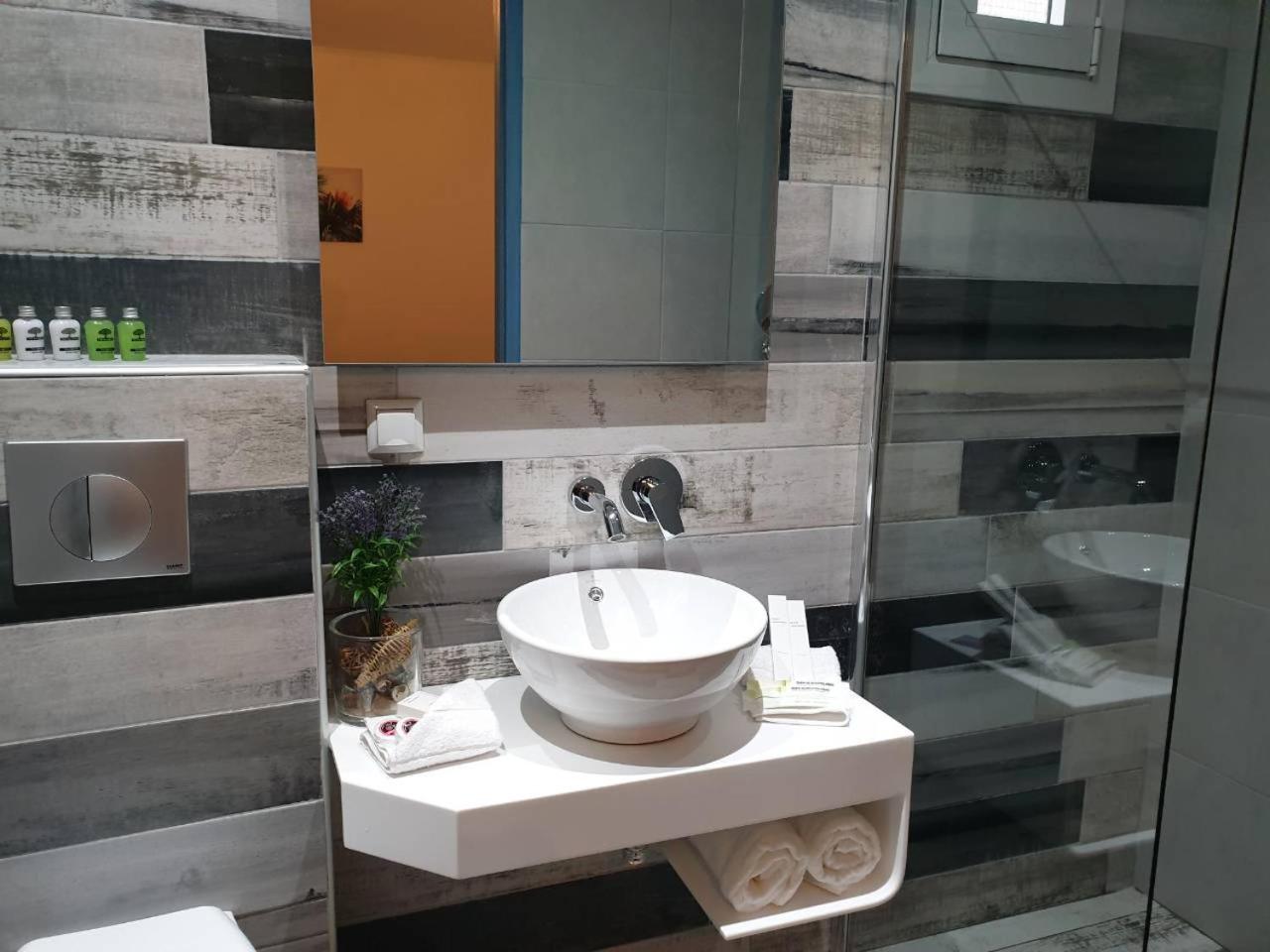 V-Suites 2 view 5