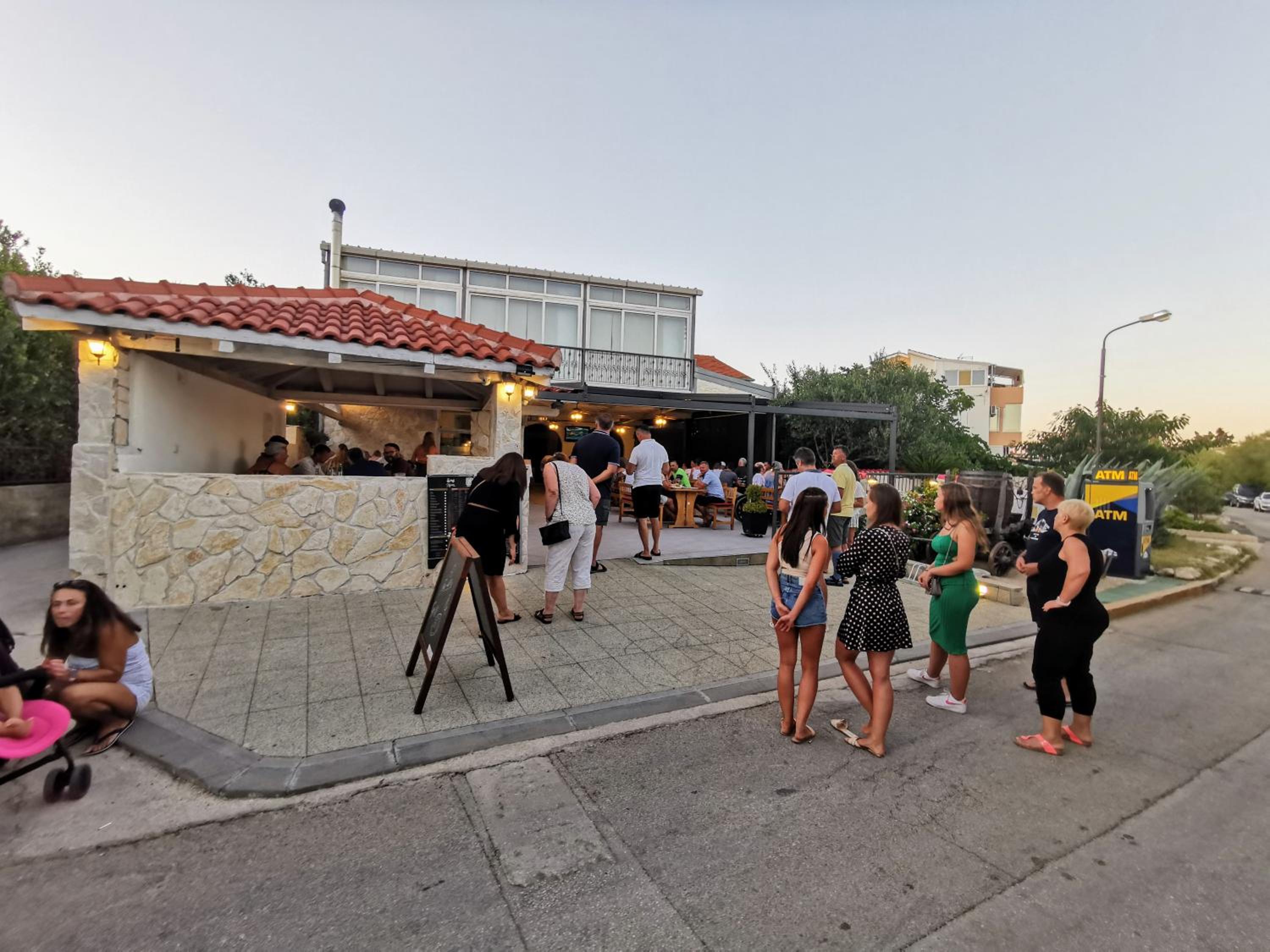 Pansion Karoca