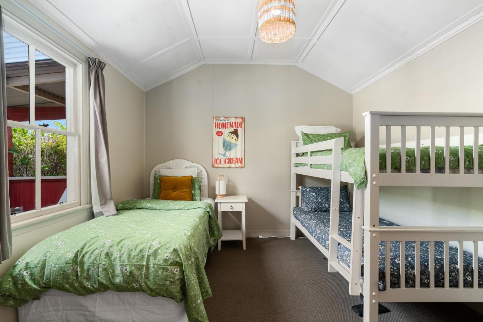 Cromwell Cutie - Cromwell Holiday Home