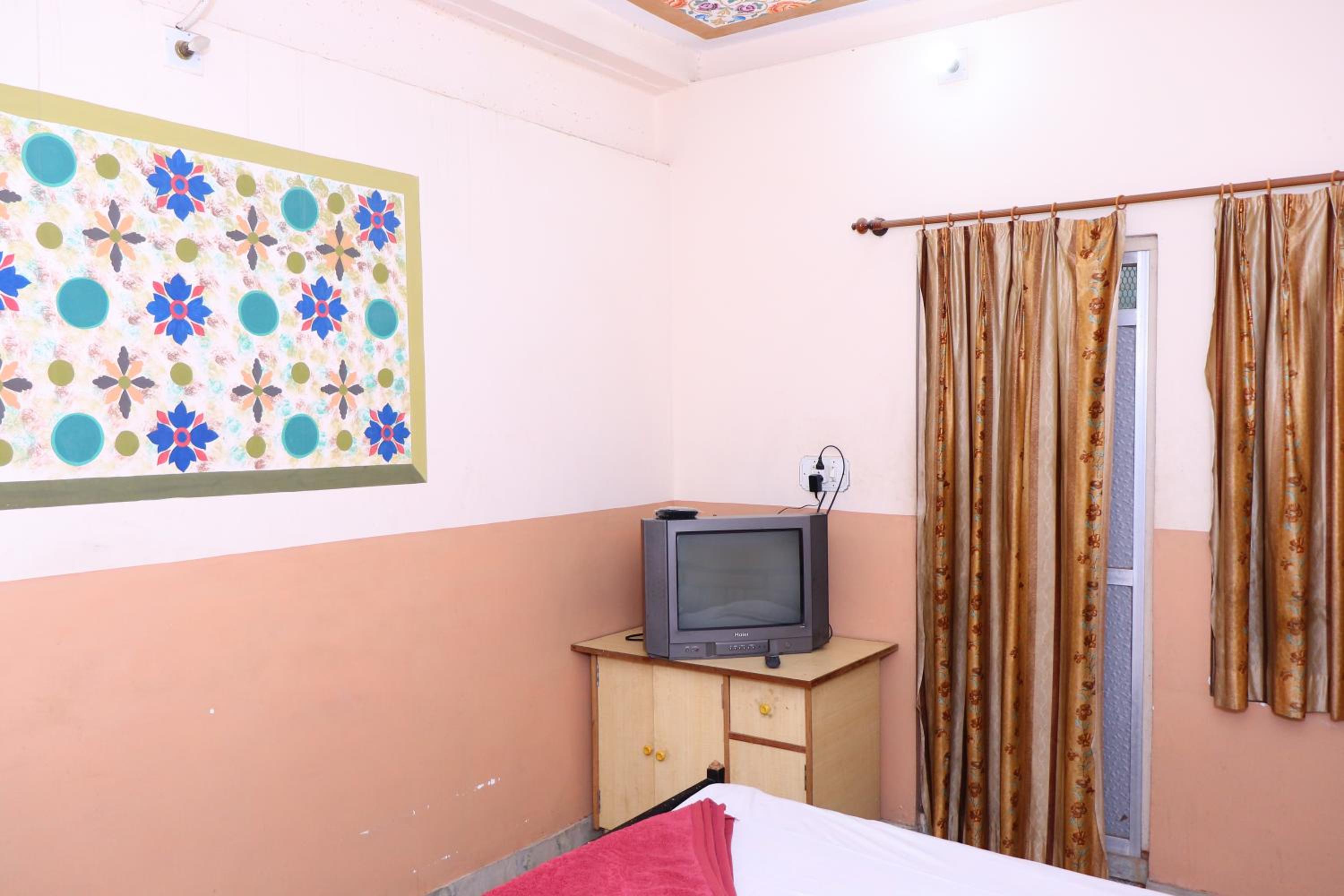 Bikaner Vacations - Jamna vilas Home Stay - Property Image 17