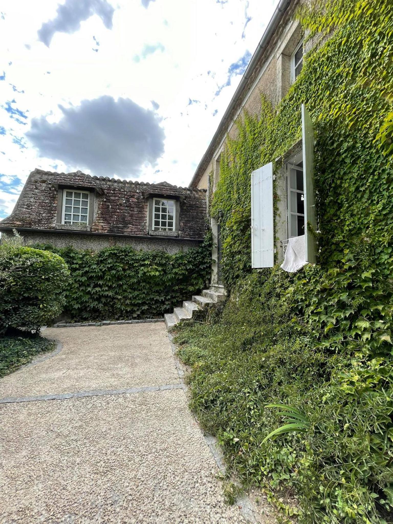 Photo 37