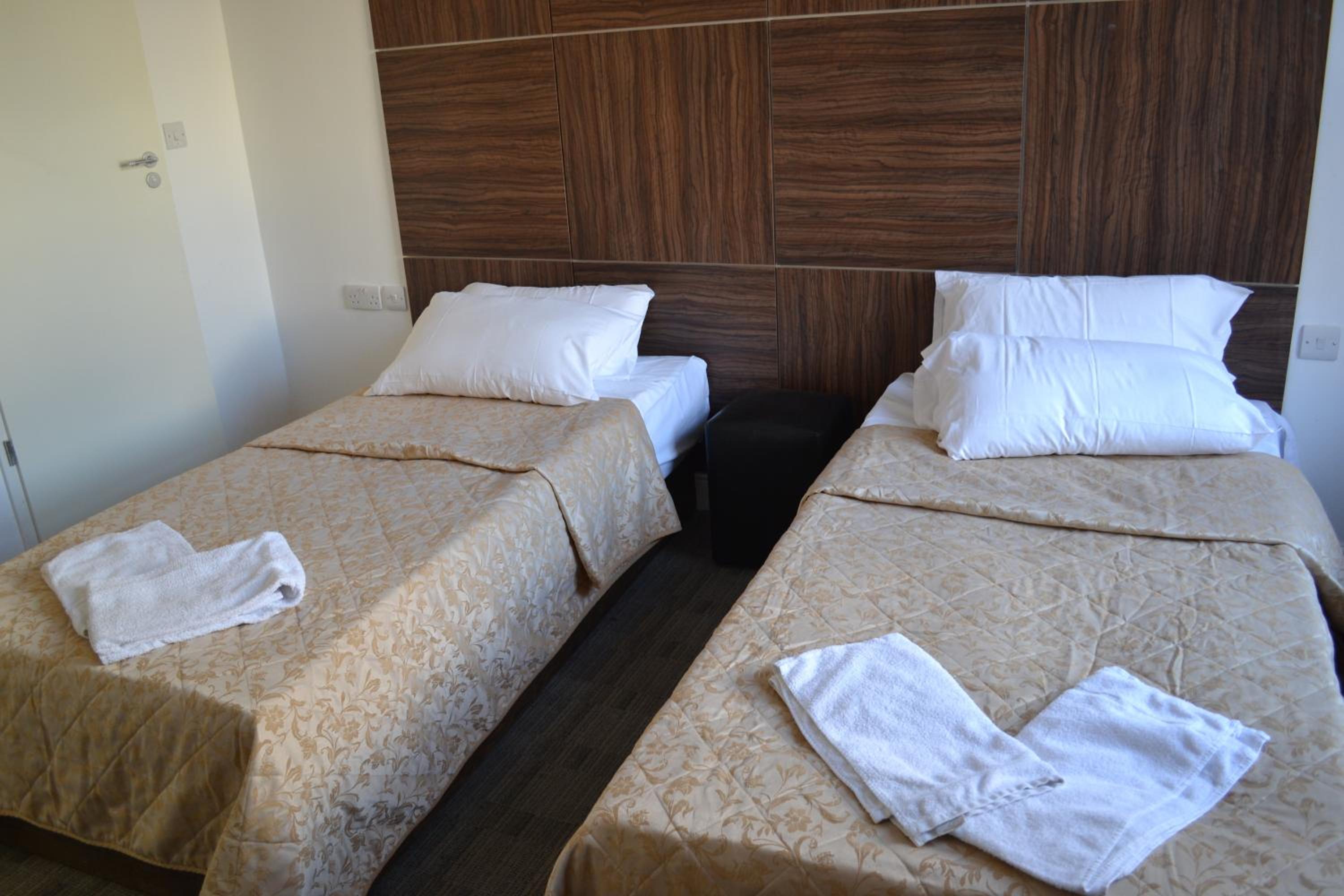 Brighton Beach Inn