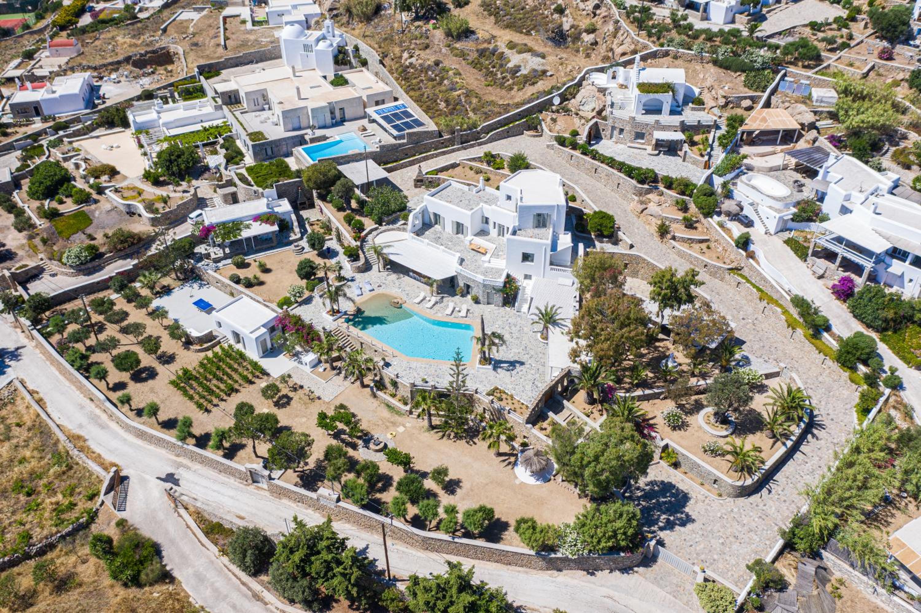 Villa Ker by Ethos Hospitality- 5 Bedrooms