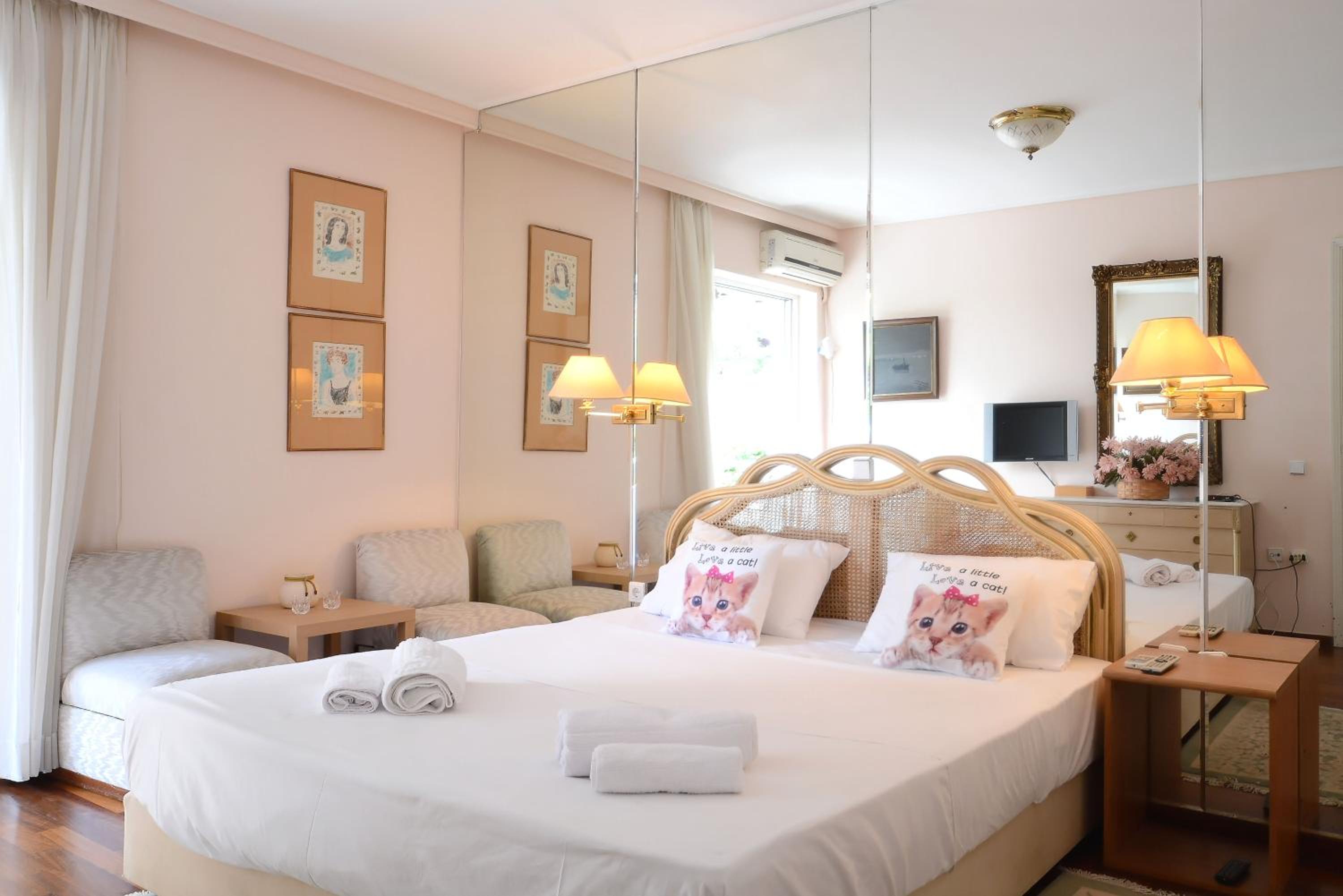 Luxury Apartment Demokratias