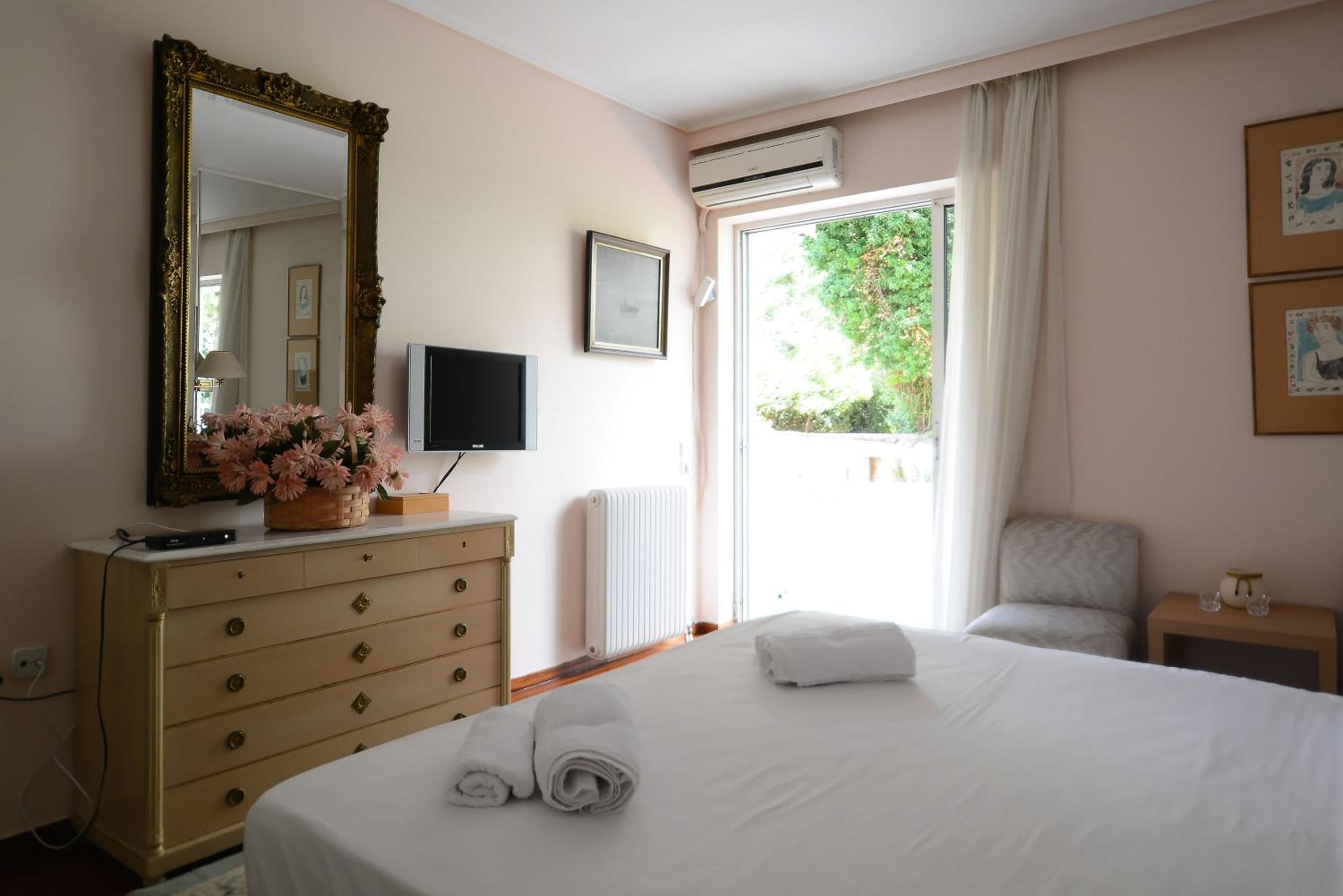 Luxury Apartment Demokratias