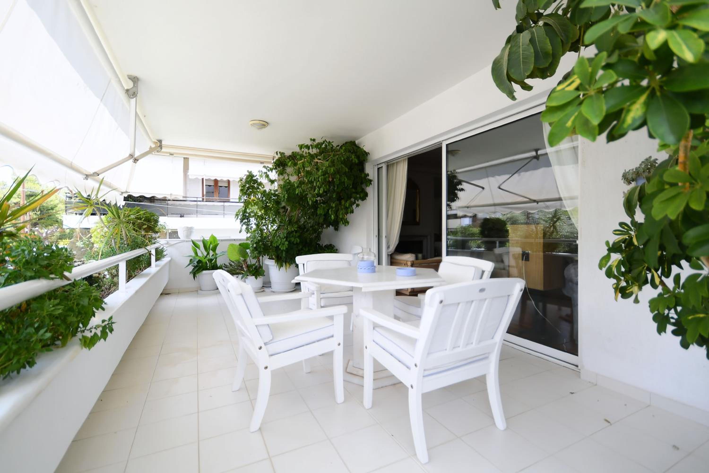 Luxury Apartment Demokratias