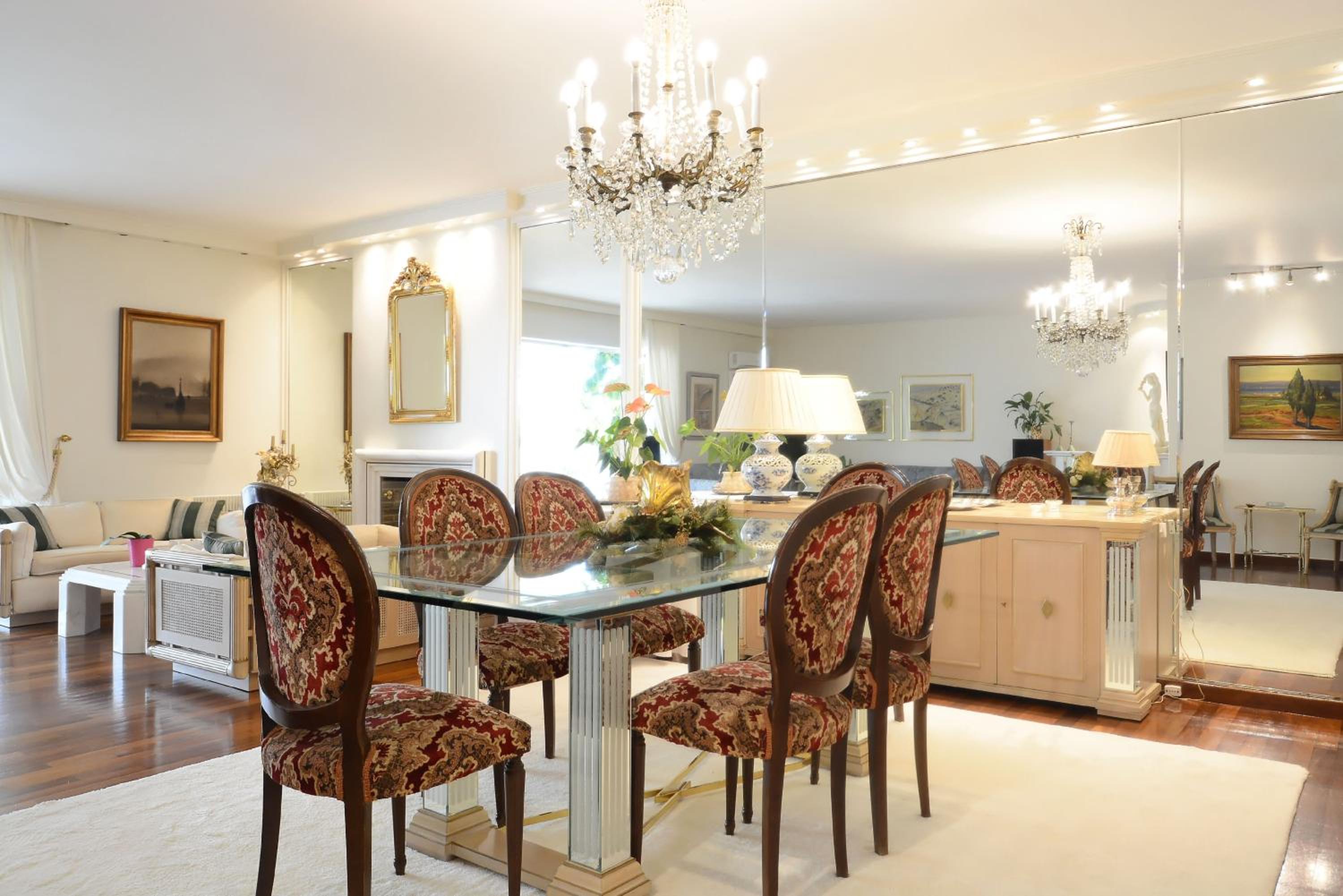 Luxury Apartment Demokratias