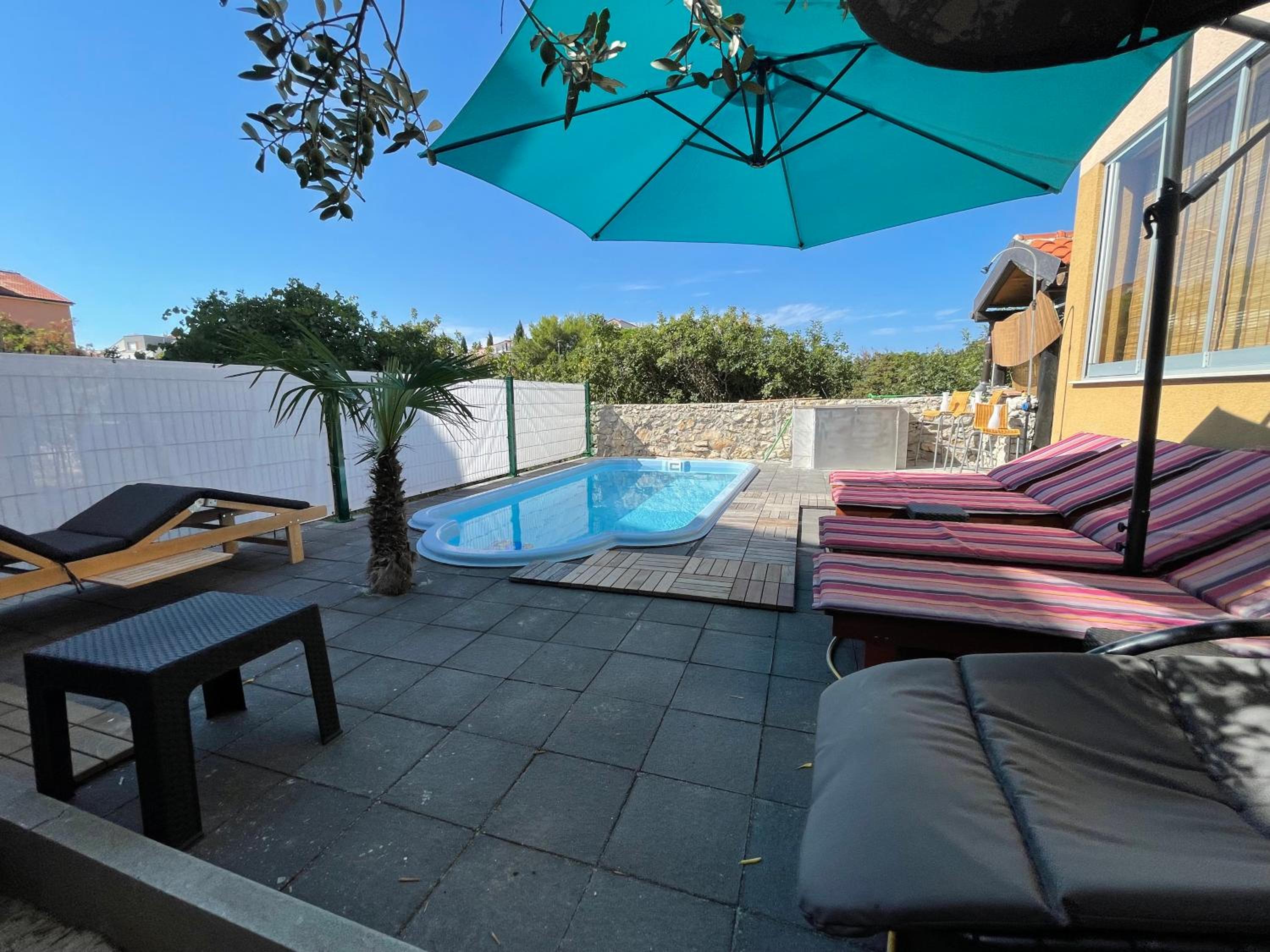Apartment Olive Garden with Private Pool