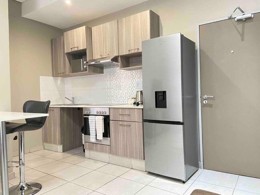 Cozy 1 bedroom apartment with free wi-fi, Johannesburg, photo 5 of 21