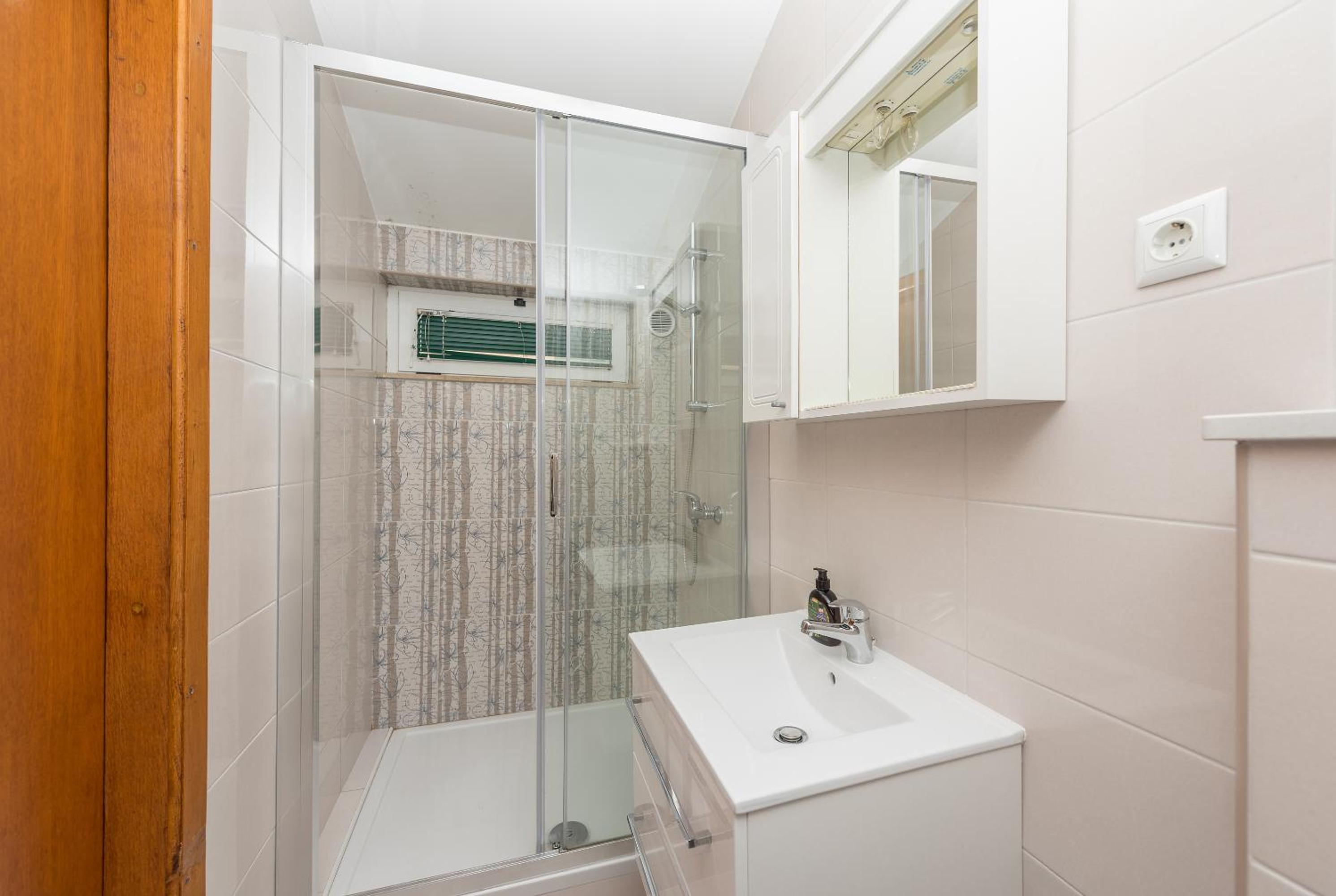 Apartmani Češljar view 3