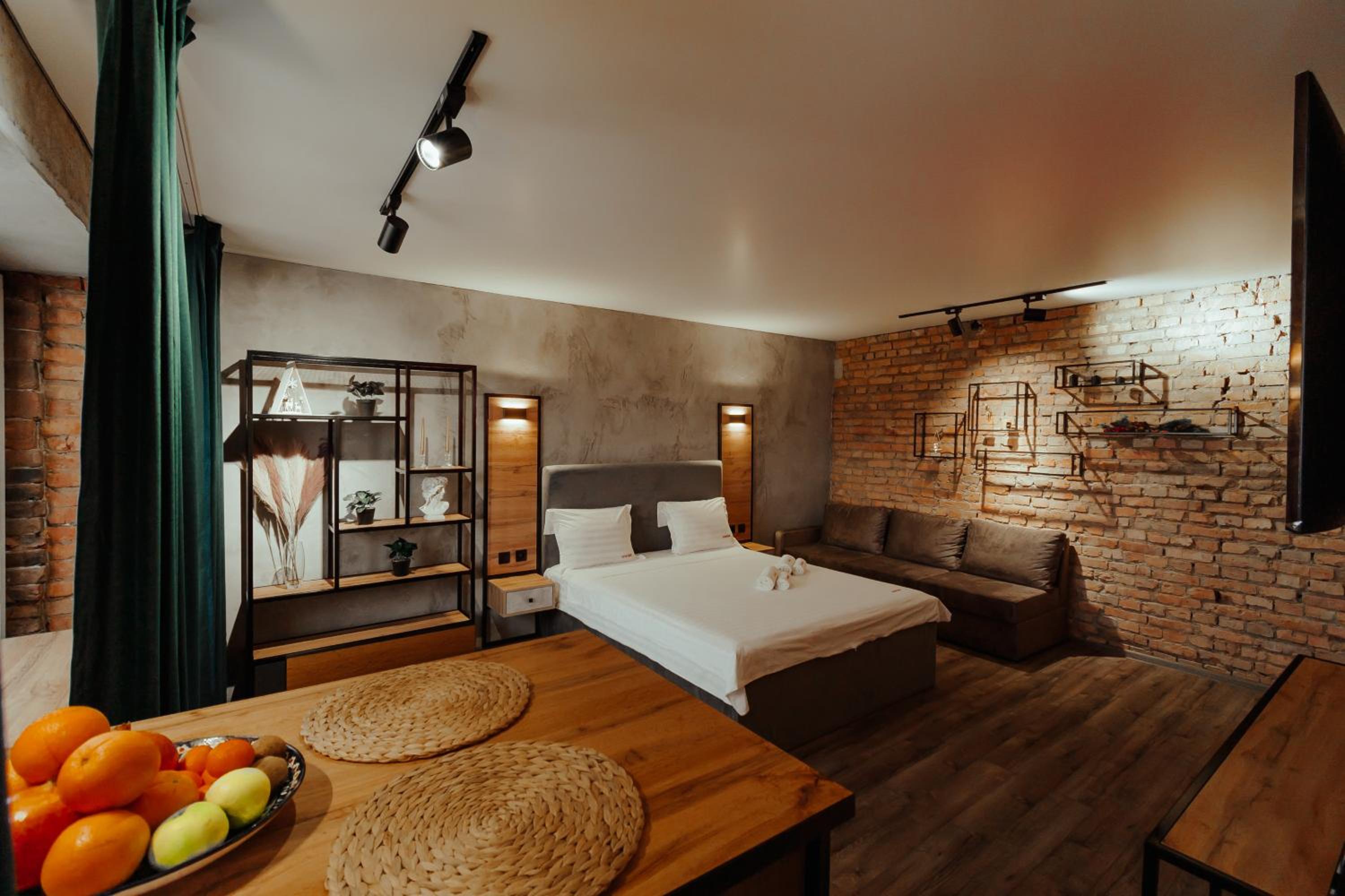 Studio Apartment in the Center Oscar view 4