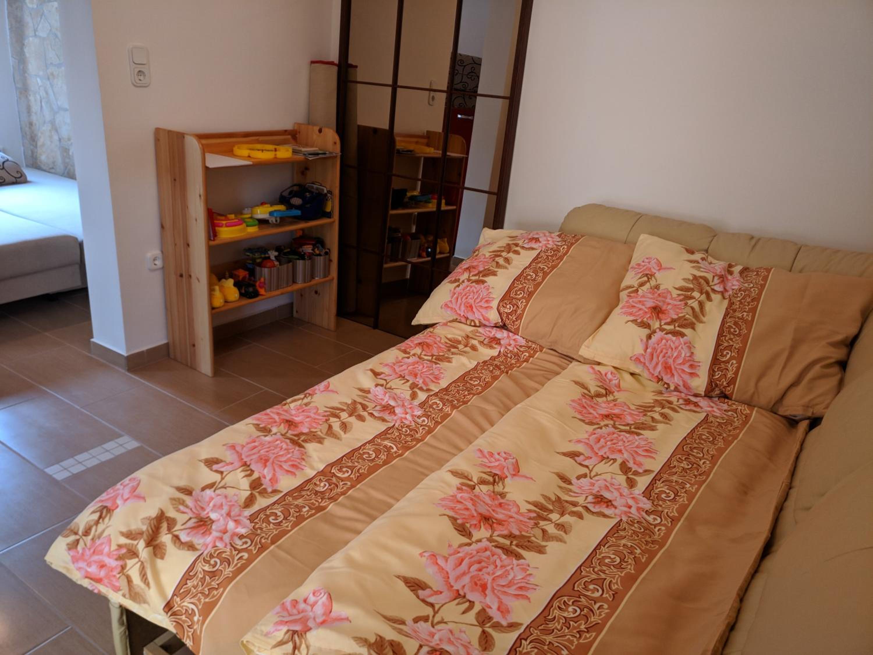 Cseresznyés apartman view 4