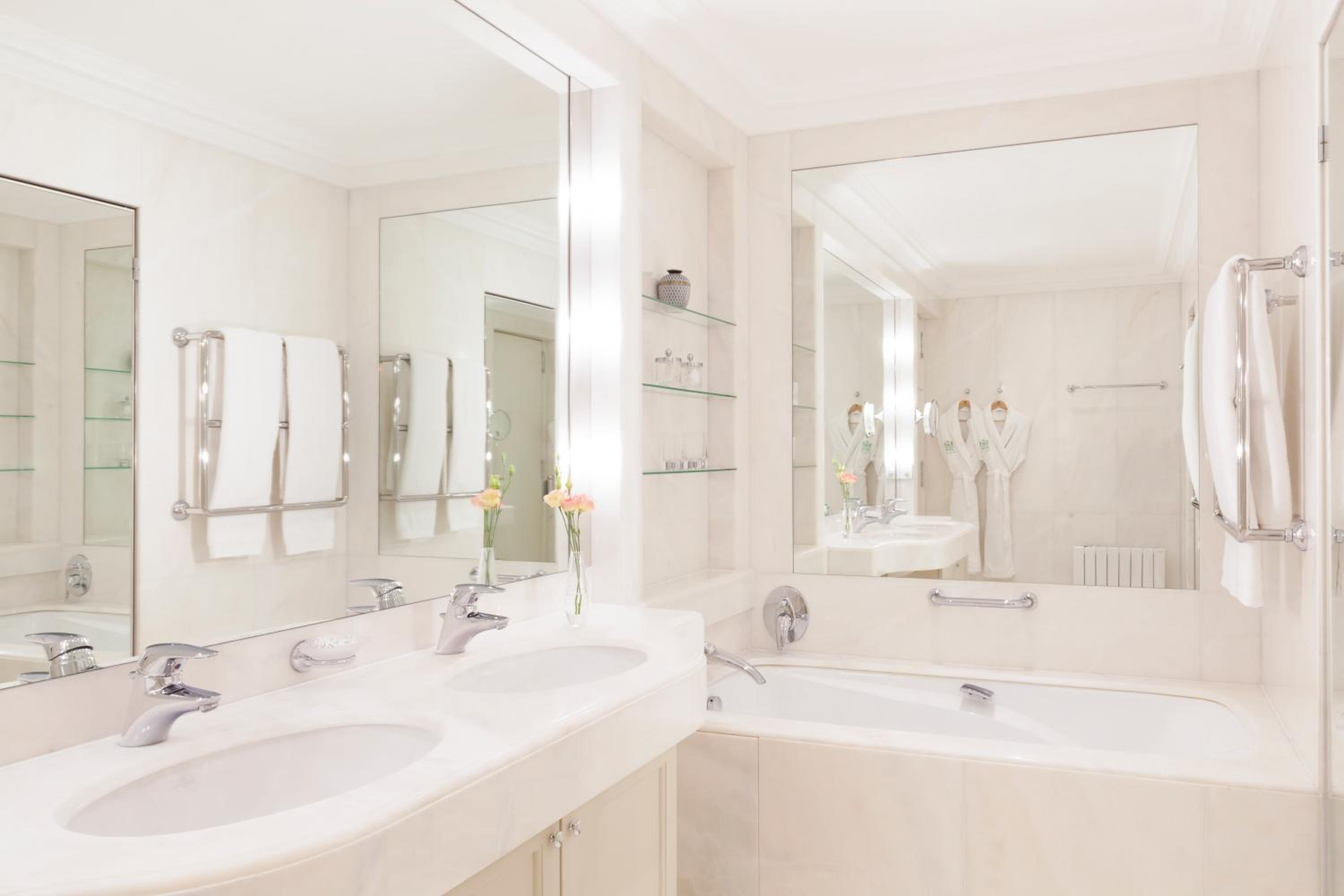 Le Bristol Paris - Oetker Hotels 95