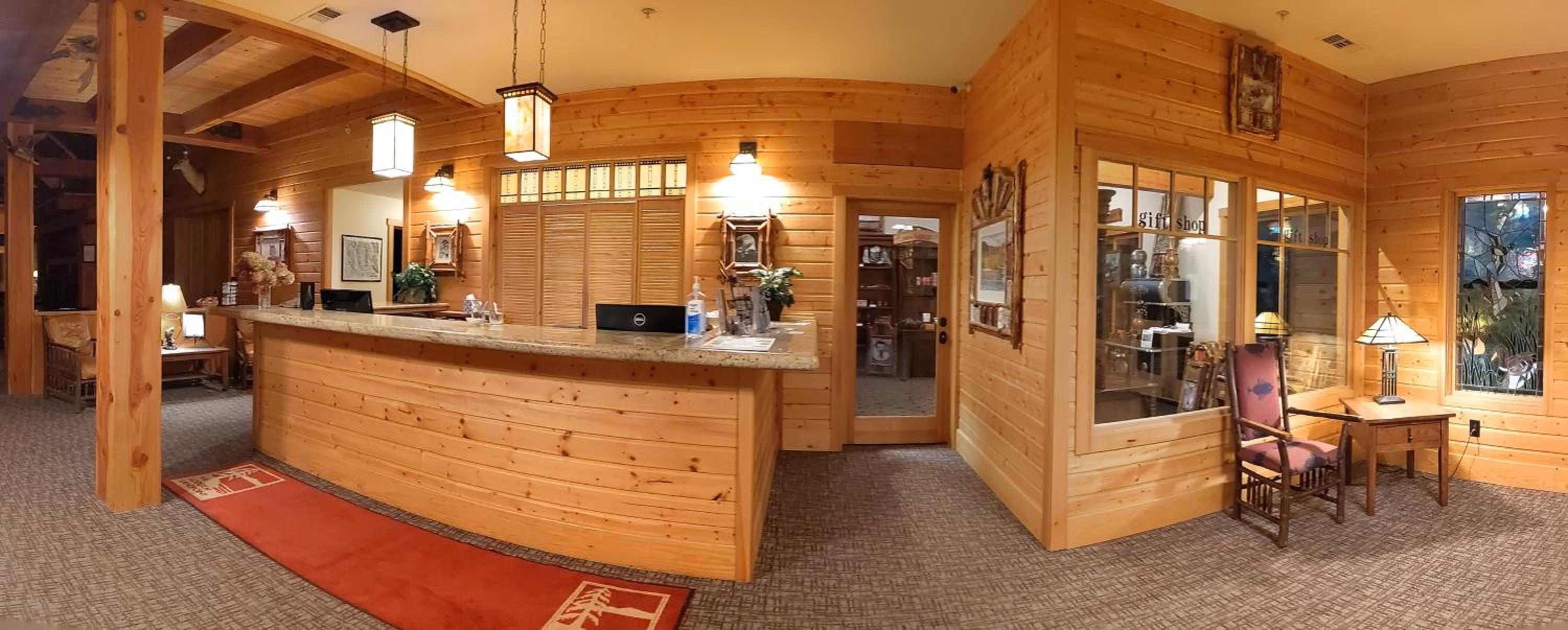 Sandpoint Vacations - Lodge at Sandpoint - Property Image 11
