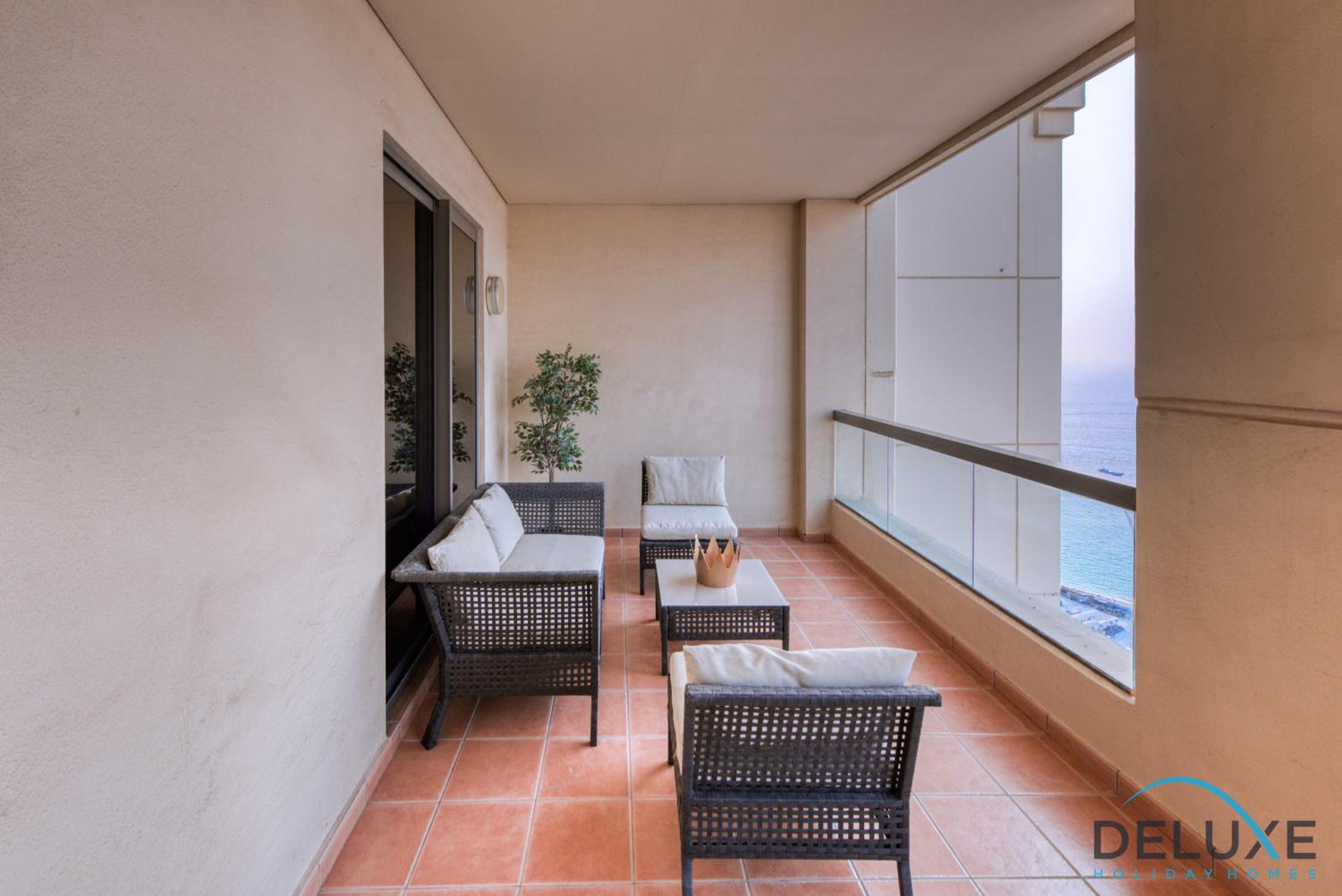 Exquisite 1BR in Sadaf, Jumeirah Beach Residence by Deluxe Holiday Homes