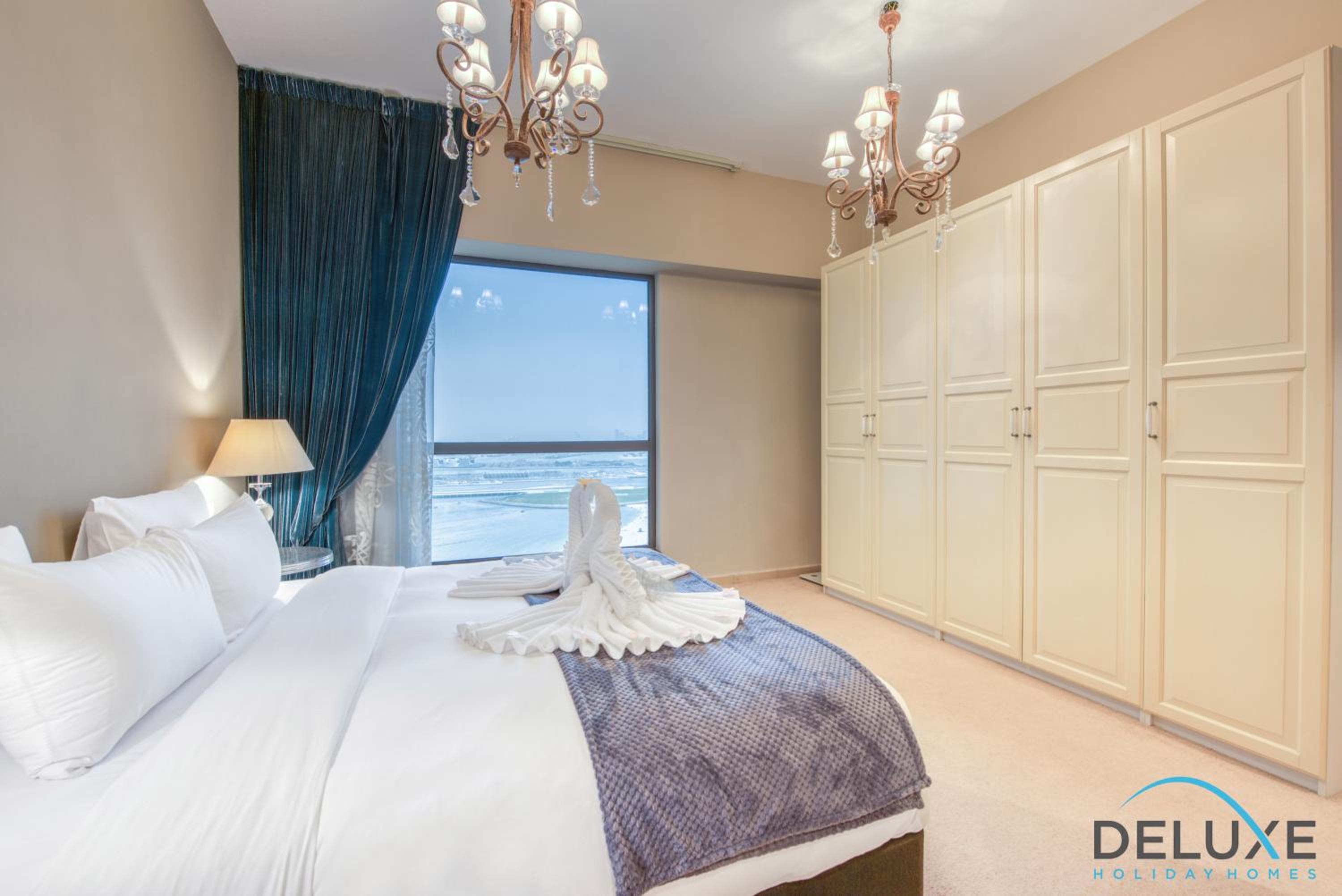 Exquisite 1BR in Sadaf, Jumeirah Beach Residence by Deluxe Holiday Homes