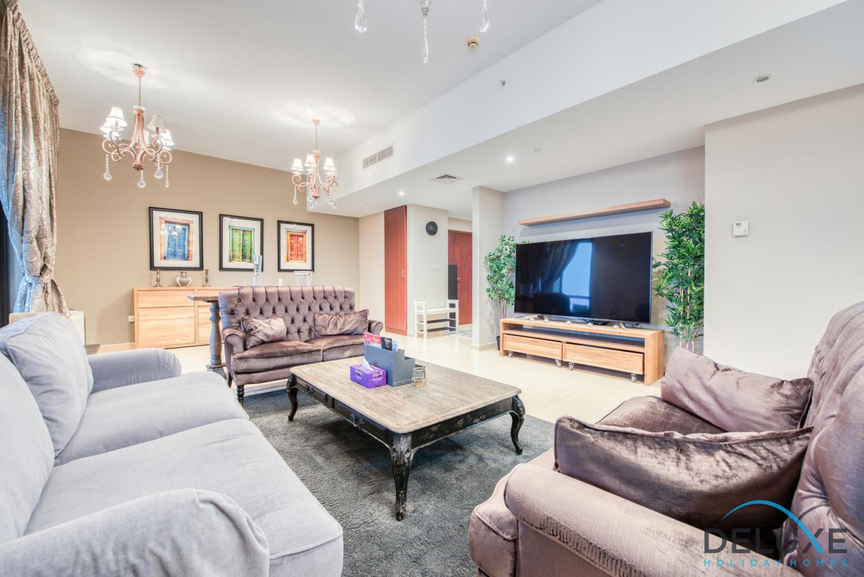 Exquisite 1BR in Sadaf, Jumeirah Beach Residence by Deluxe Holiday Homes