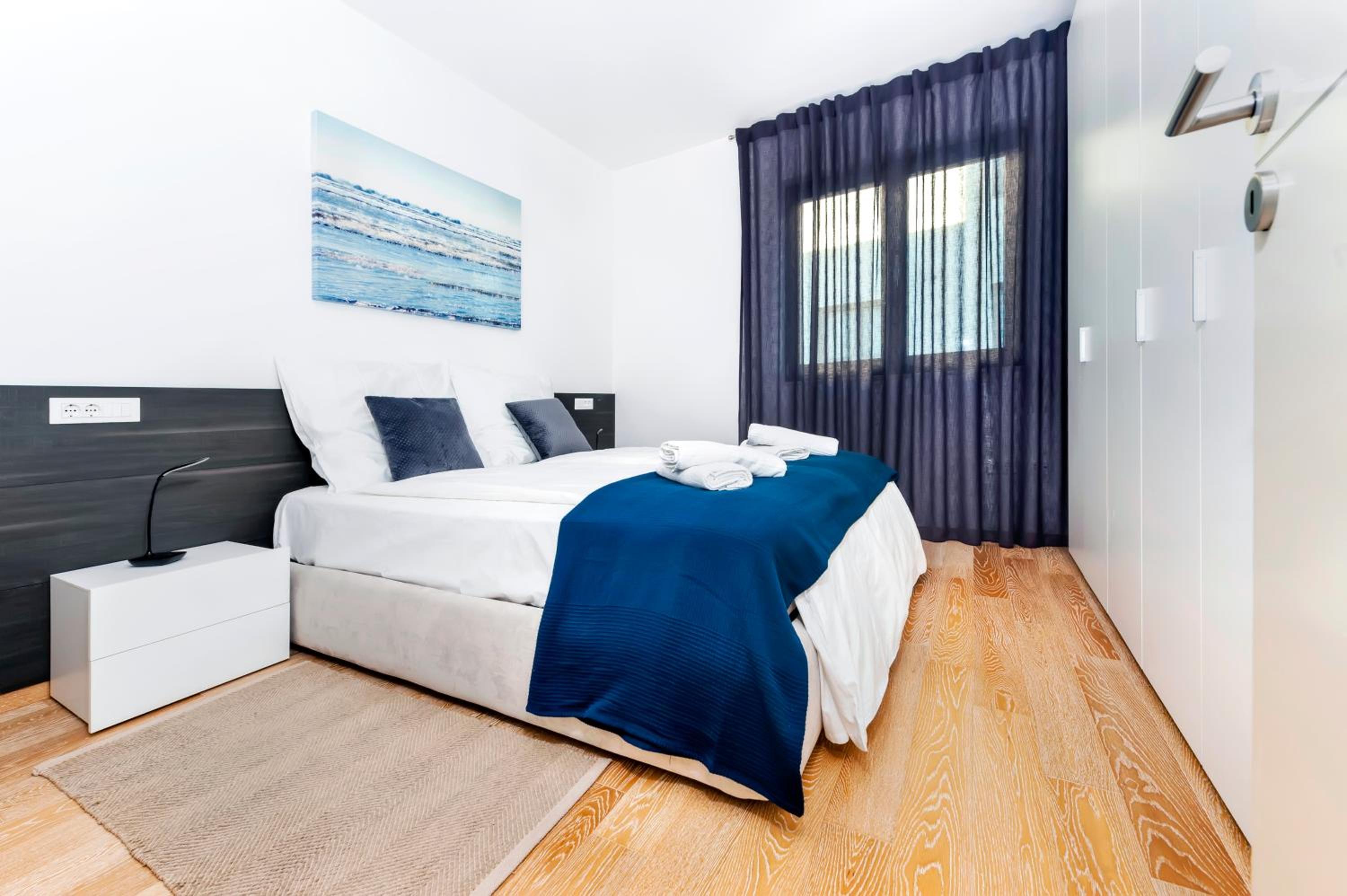 SUNNY DAY - Apartment with Parking