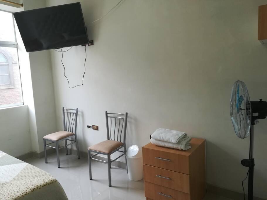 Studio entero cerca al Palacio Gobierno