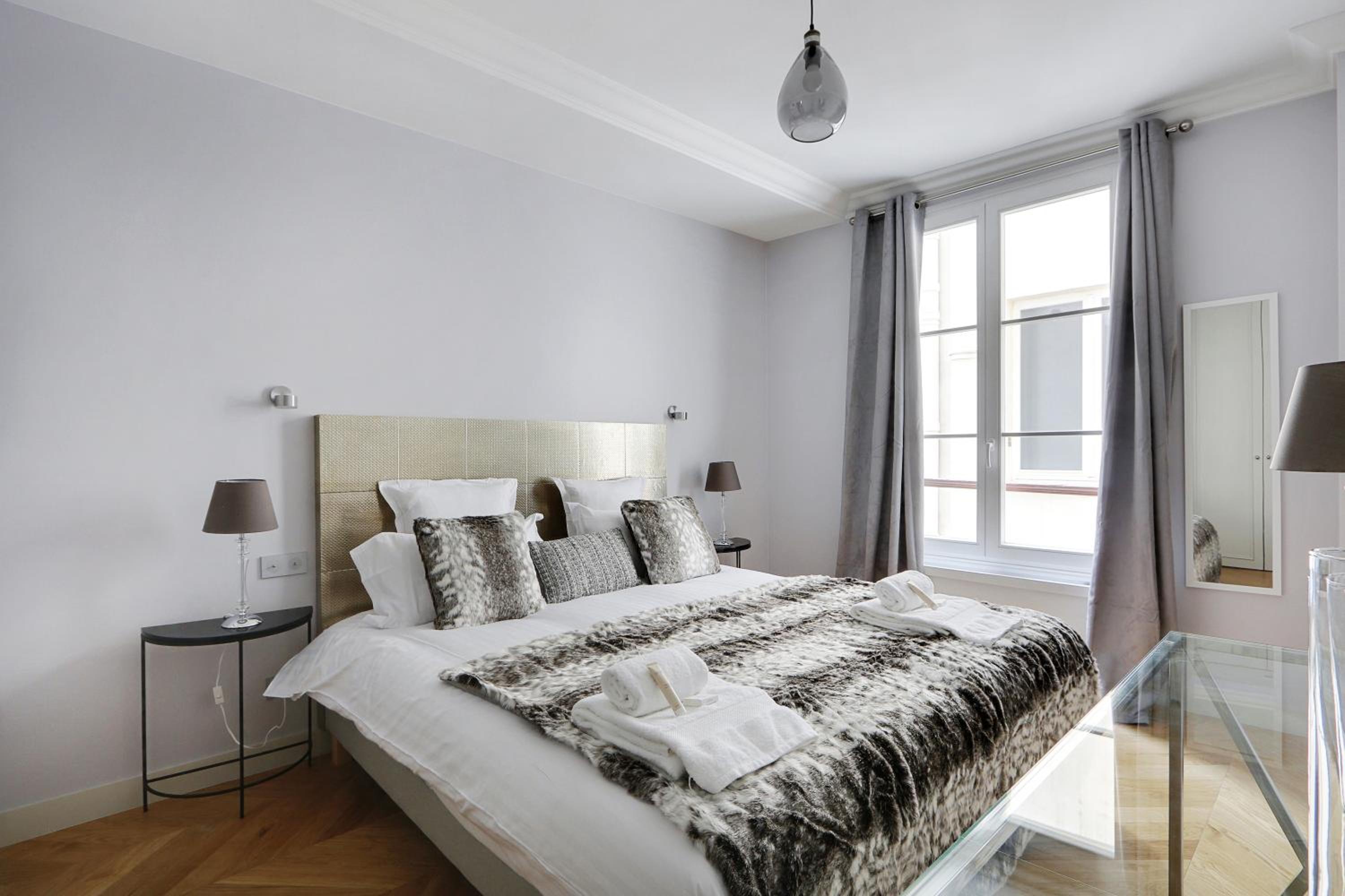 Pick A Flat's Apartments in Opéra Saint Lazarre - Rue de l'Isly