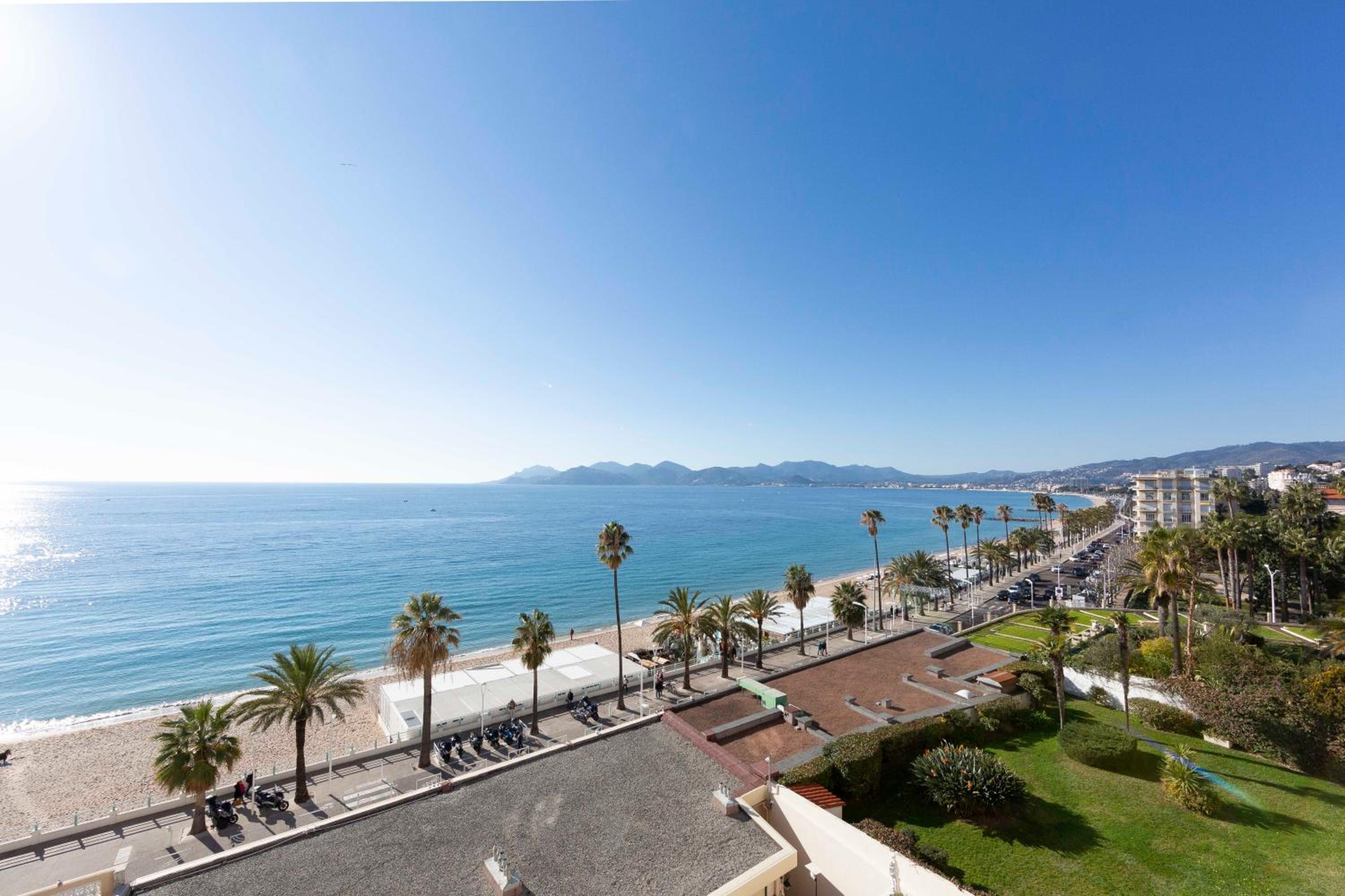 Appartement 3 chambres 125 m2 avec vue exceptionnelle face à la mer photo 4