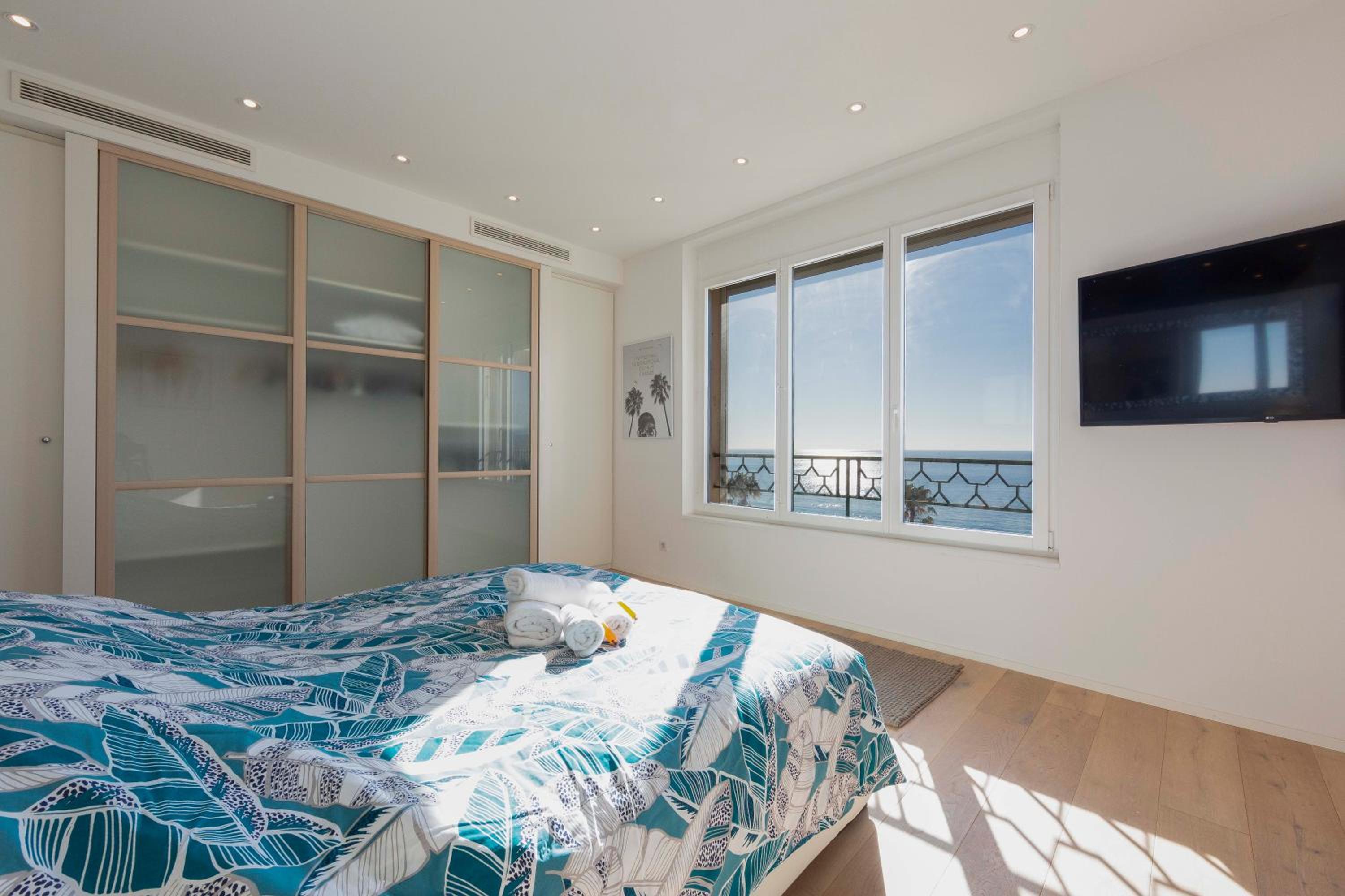 Appartement 3 chambres 125 m2 avec vue exceptionnelle face à la mer photo 5