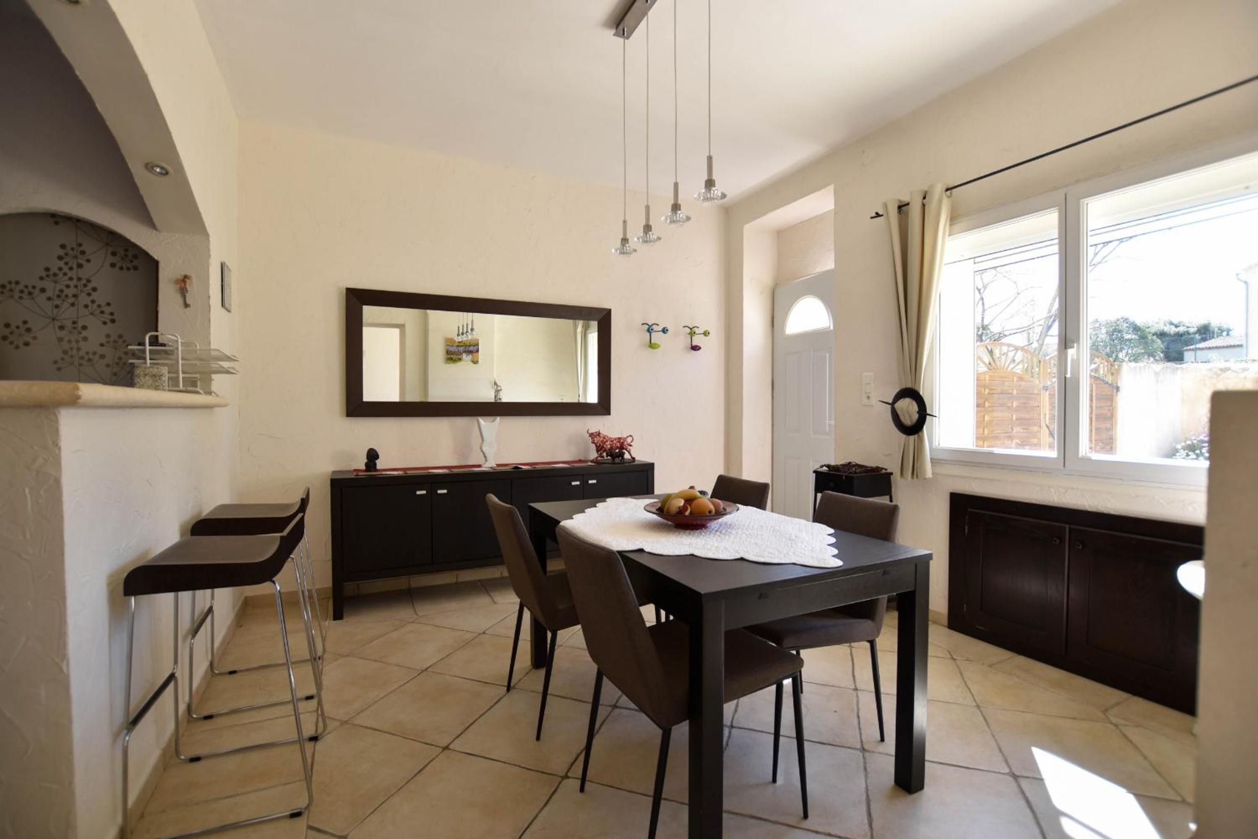 Margaillan - très belle maison avec parking, jardin et clim