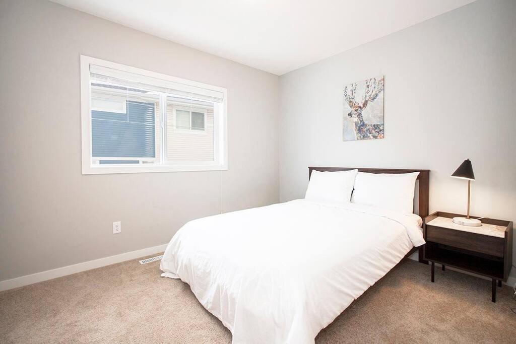 Stunning 3 Bedroom Townhouse