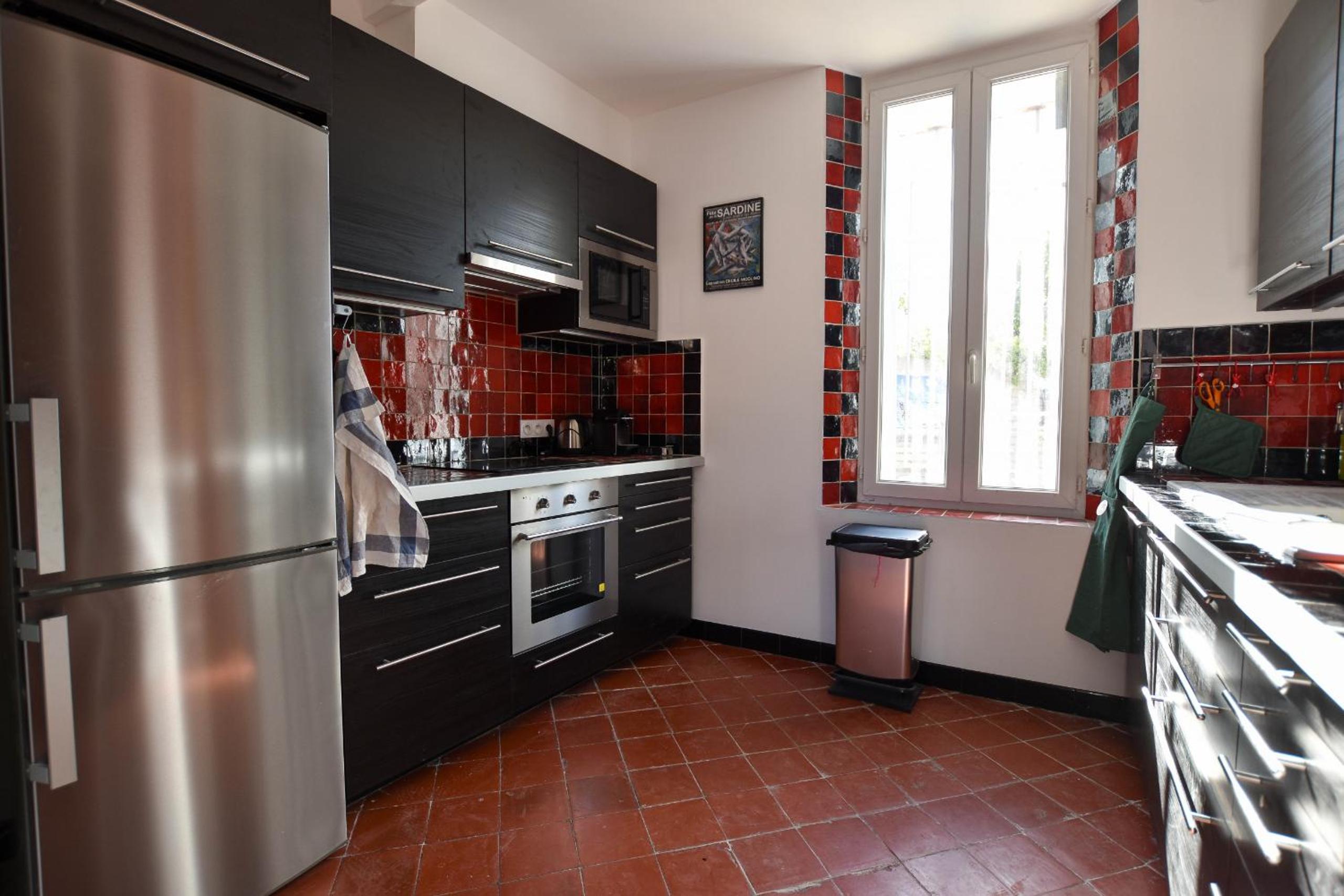 Micoulet - Maison avec parking en ville view 4