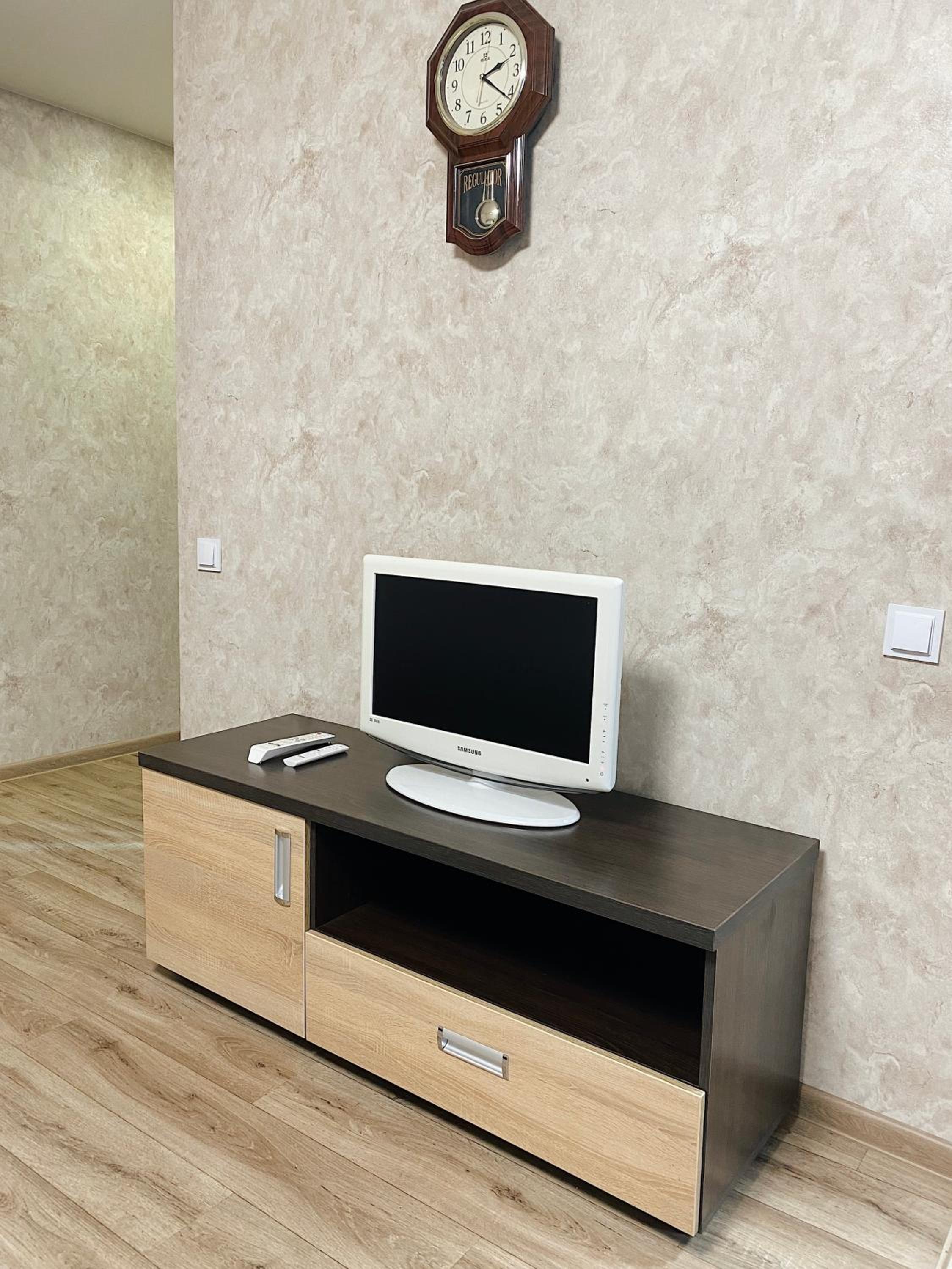 Apartment - Sobornyi Prospekt 97