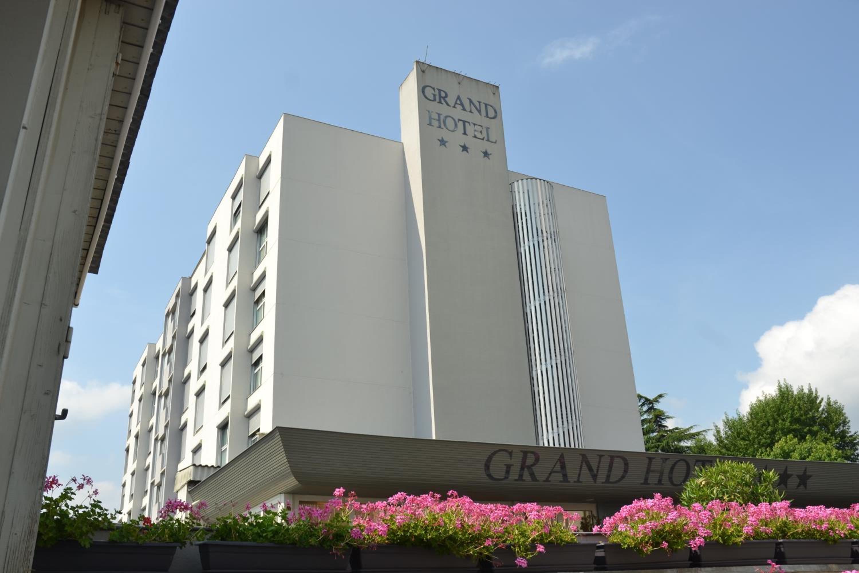 Dax Vacations - Grand Hotel - Property Image 2