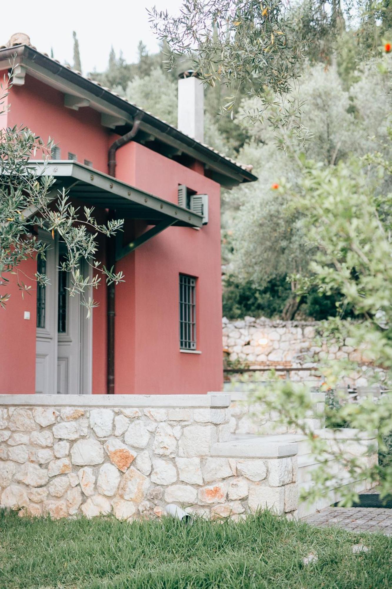 The Red House