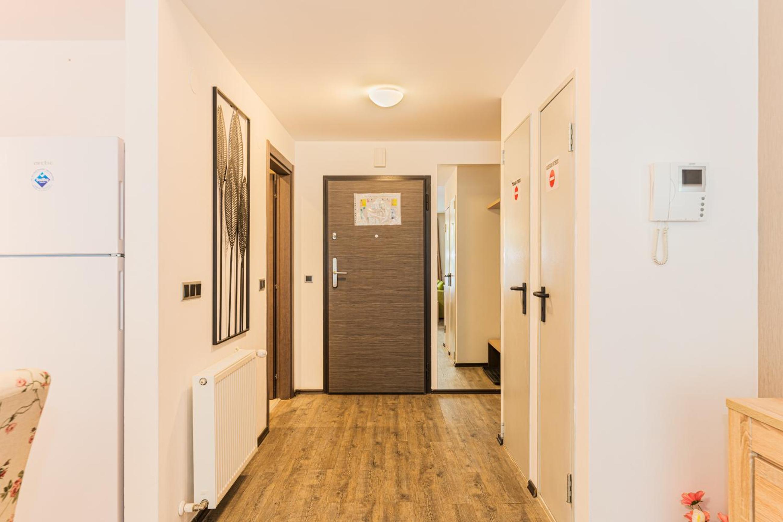 Fabulous Views Silver Mountain 3 Rooms Apartment
