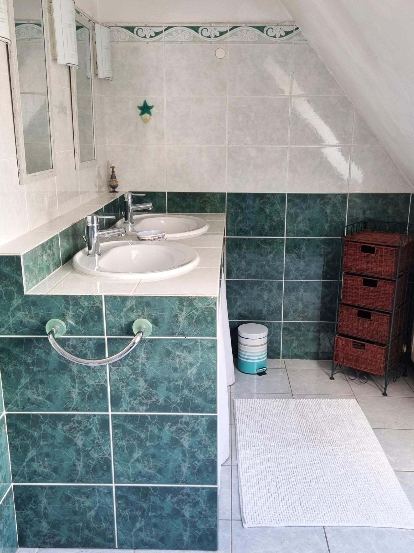 Maison de 4 chambres avec jardin clos et wifi a Tregomeur a 8 km de la plage