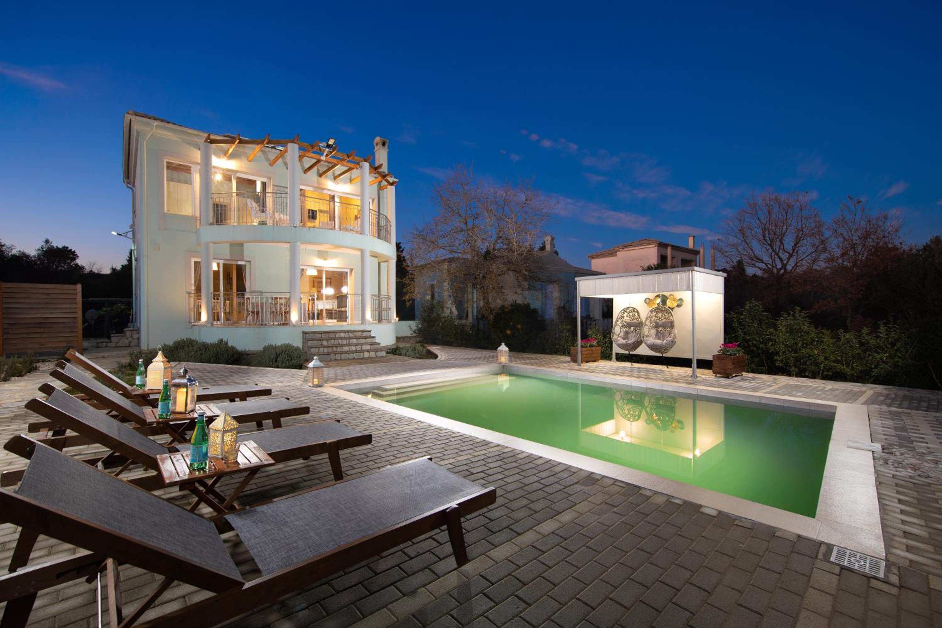 Photo 8