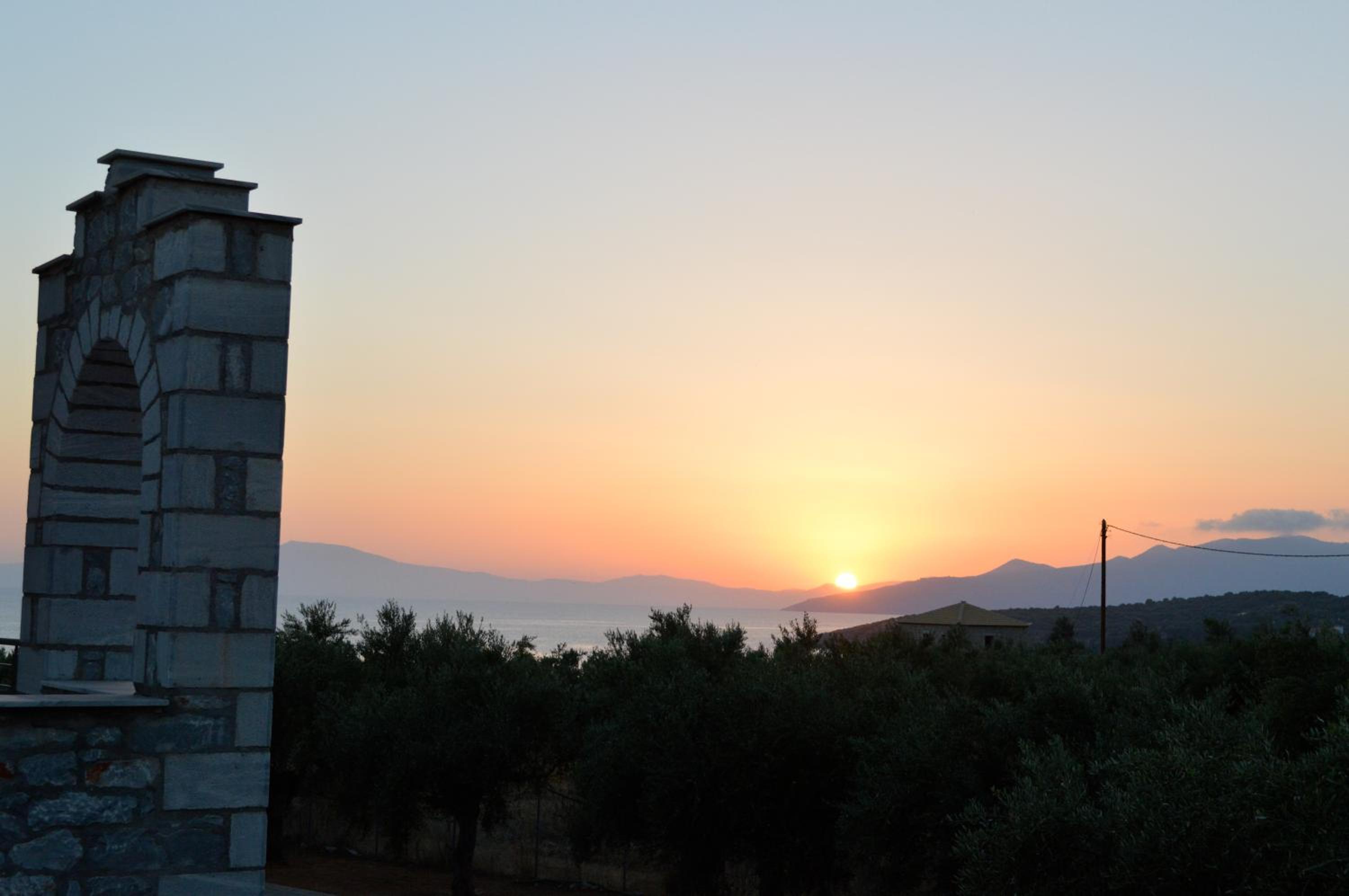 Nefeli Apartments