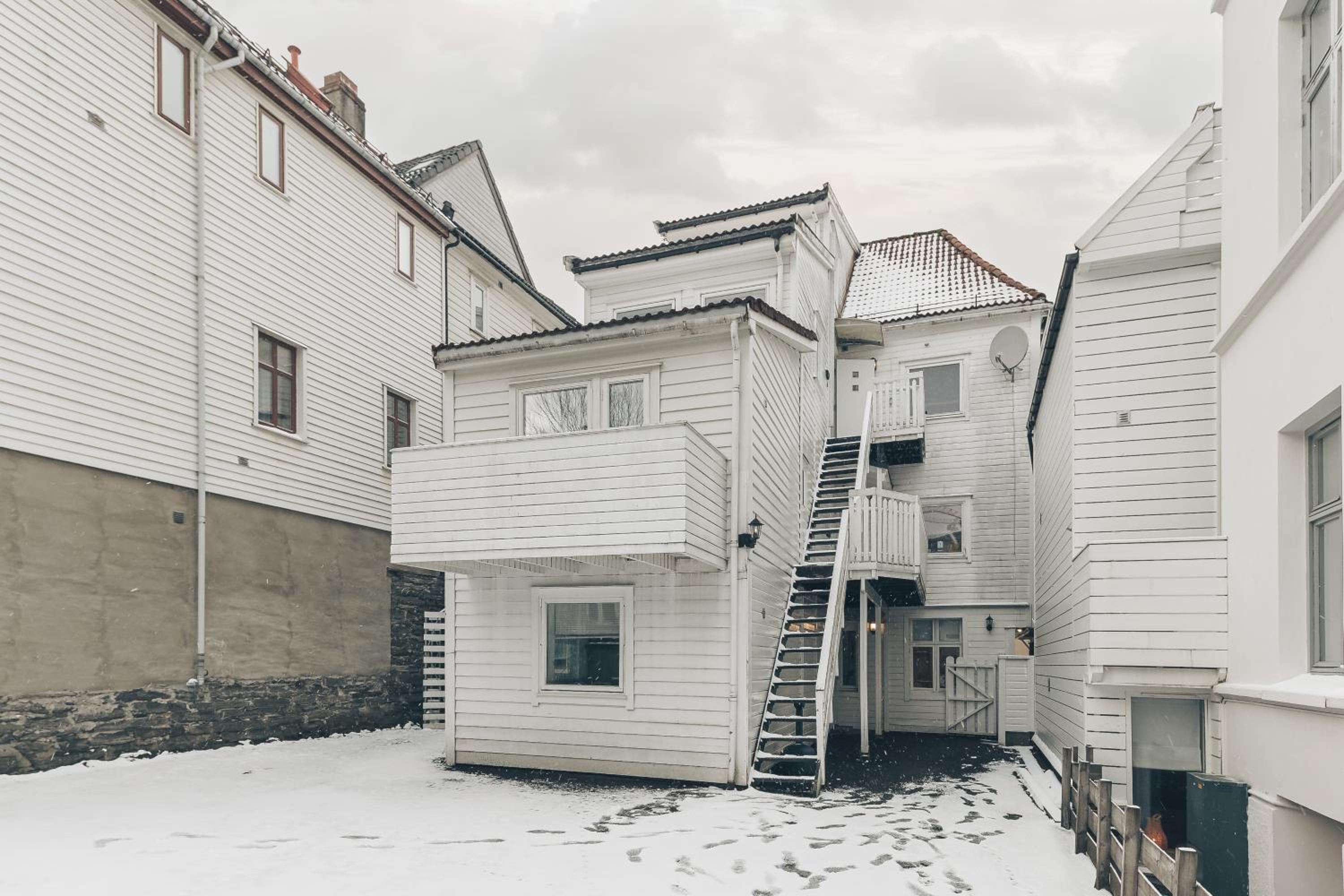 LS Apartments