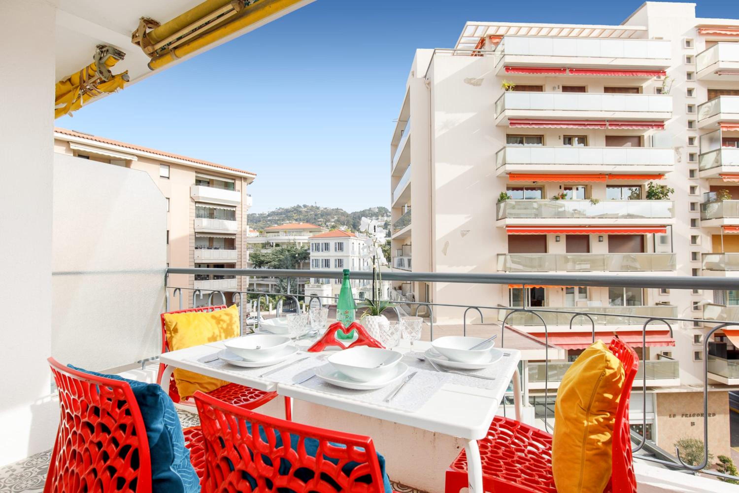 Brand new 2 bedrooms next to Croisette ! photo 5