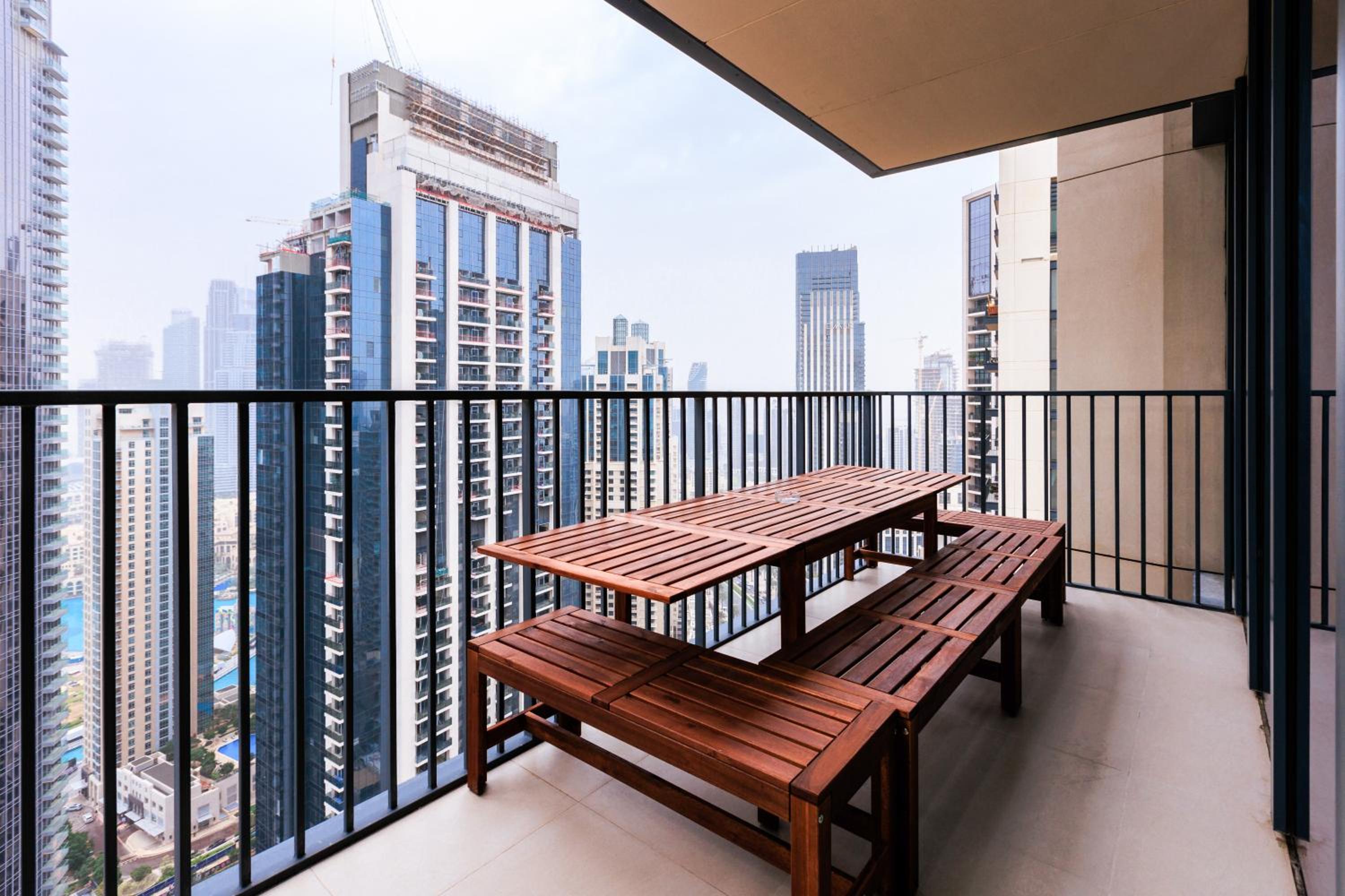 Spacious & Full of light 3BR+ kids Dubai Mall