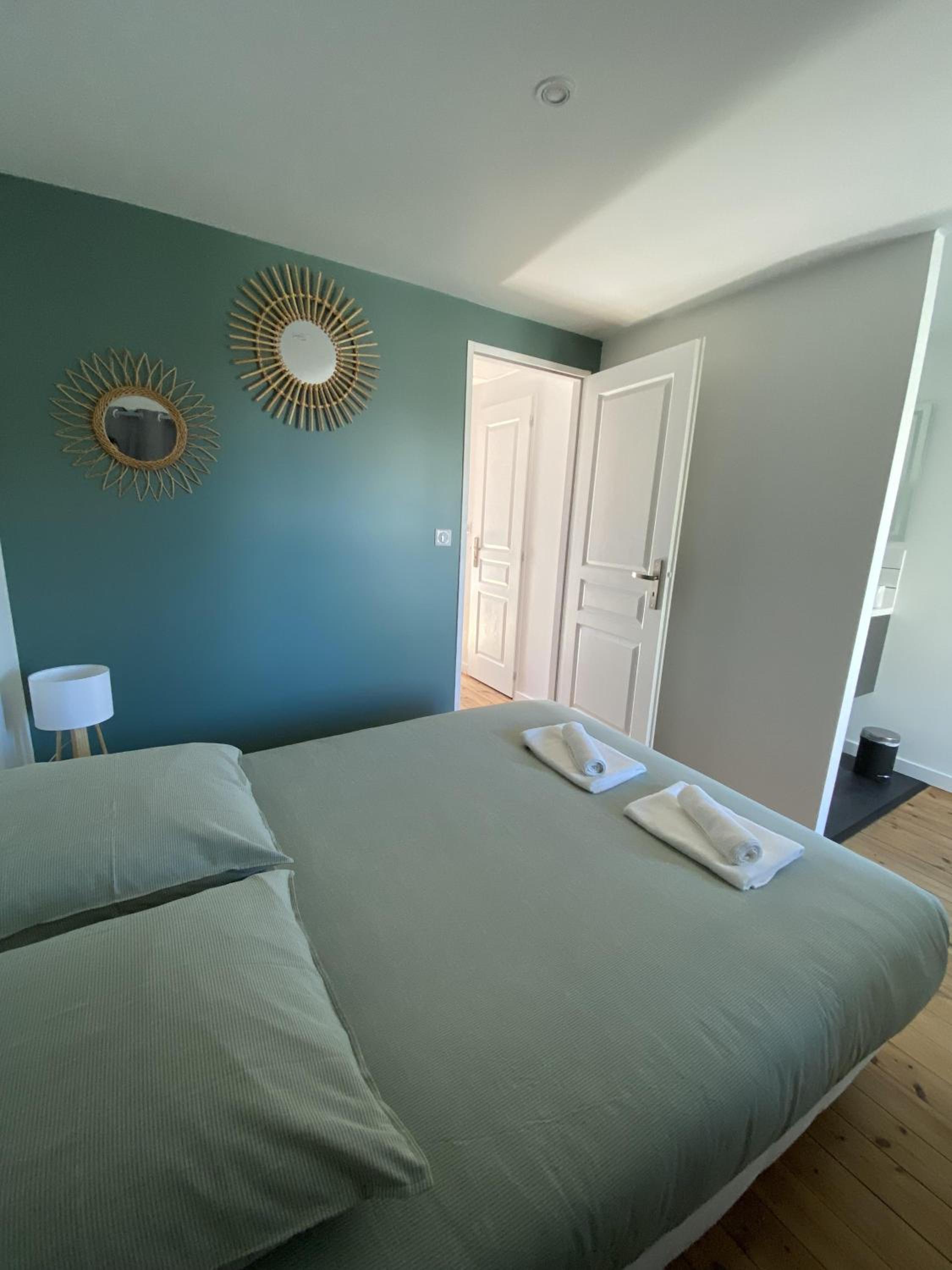 Agreable et vaste maison Angouleme centre ville view 4