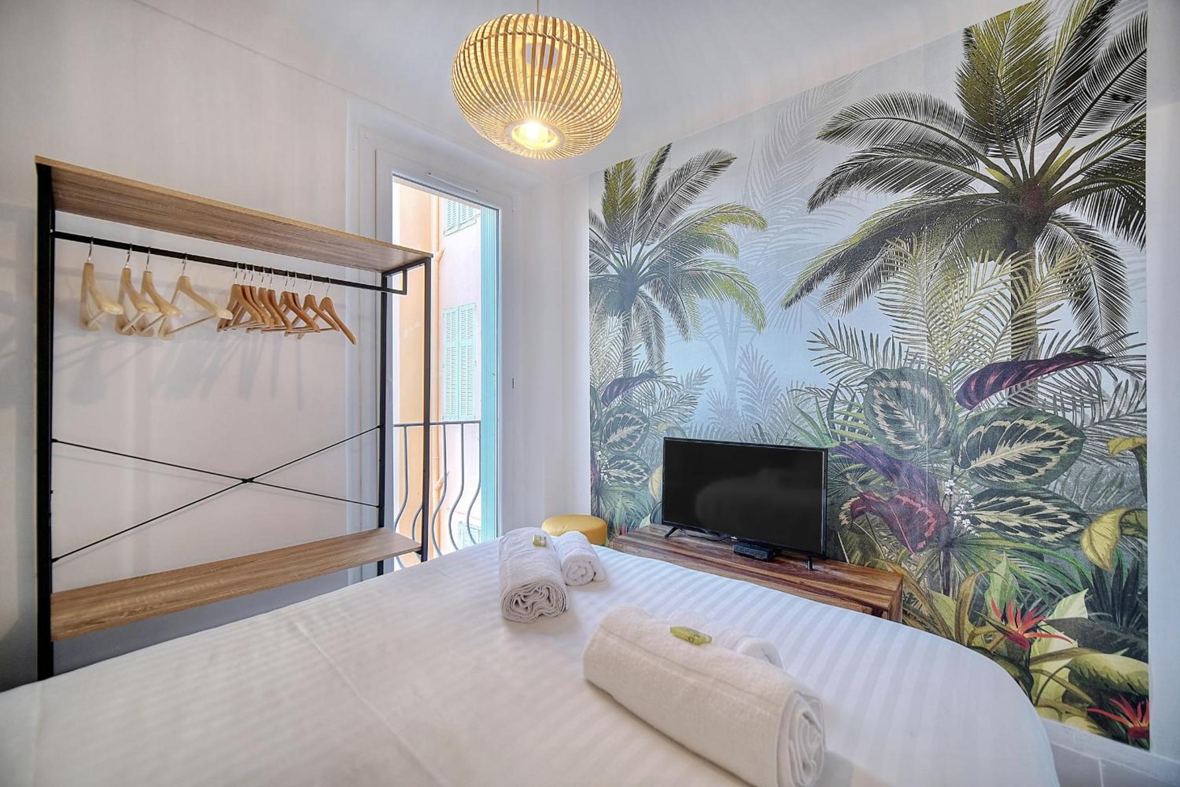 IMMOGROOM - Refurbished - Suquet - Sea view photo 3