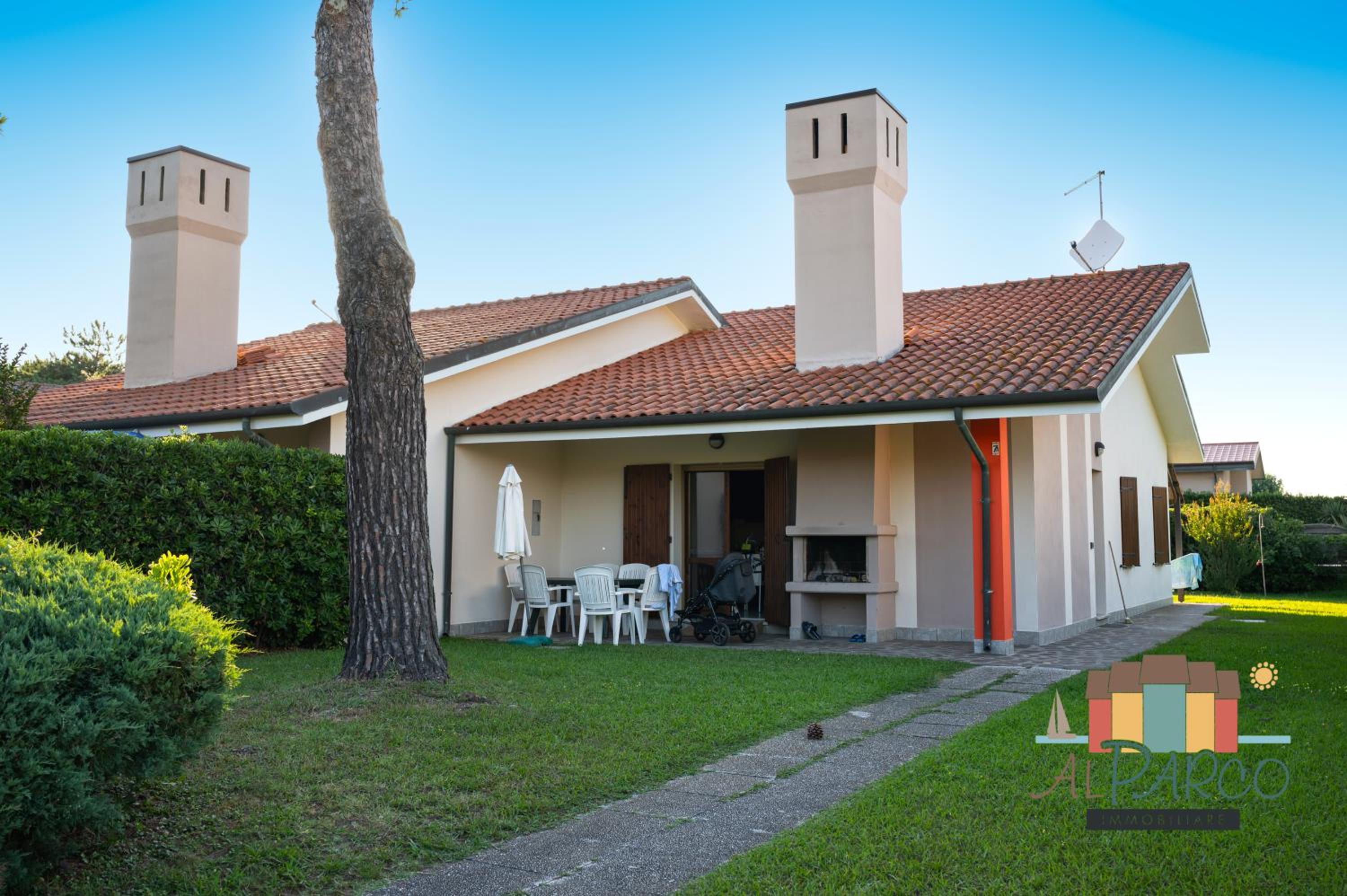 Villa Aurora view 2