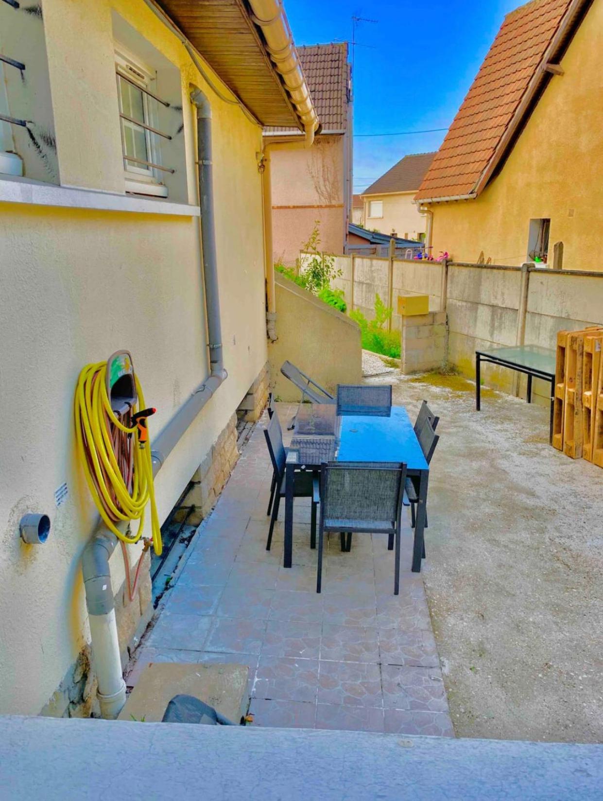 Appartement cosy proche Roissy CDG Astérix DisneyLand Paris