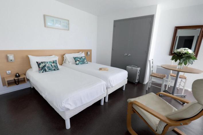 Dax Vacations - Hotel Thermes Les Ecureuils - Property Image 9